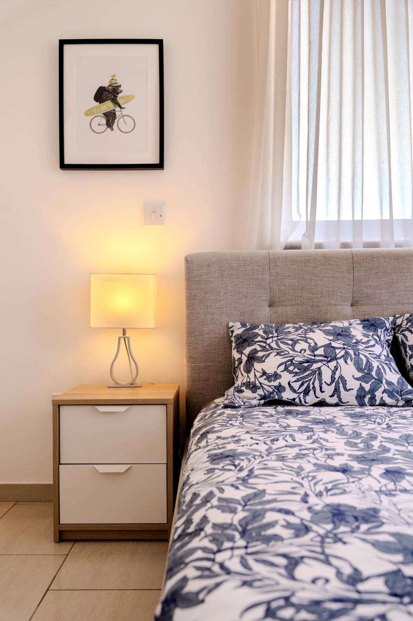 Athina Mackenzie 2 Bedroom Flat With Pool Apartment *