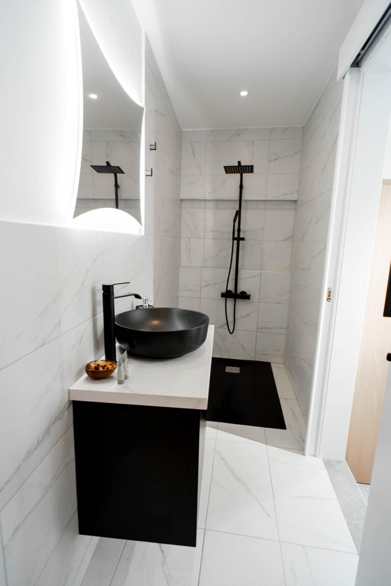 Kition Jacuzzi In Finikoudes