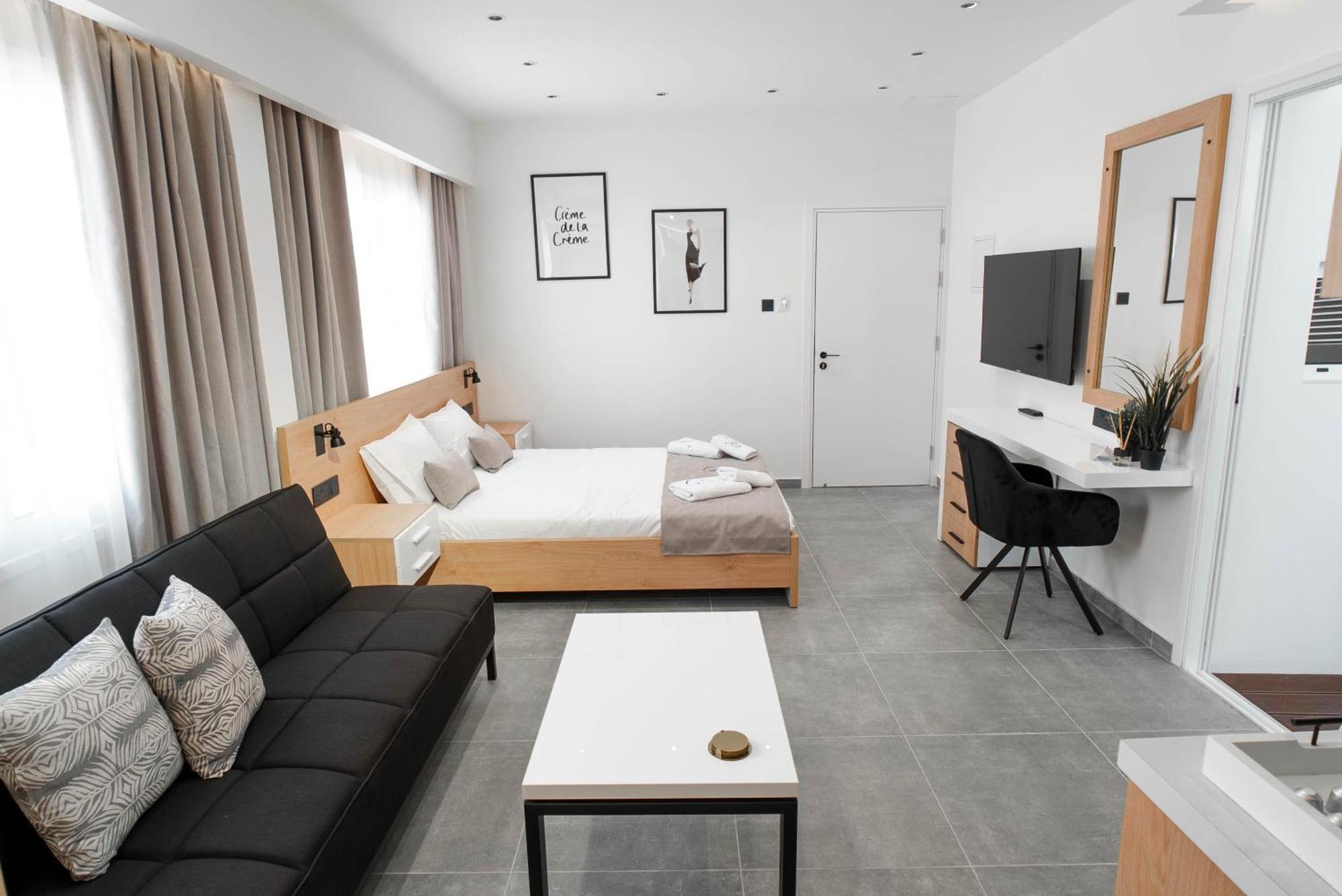 Kition Jacuzzi In Finikoudes Apartment