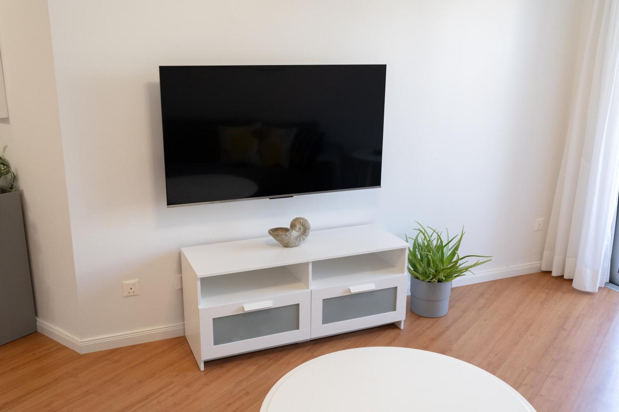 Apartment Finikoudes 3 Bedroom Seaview Flat *