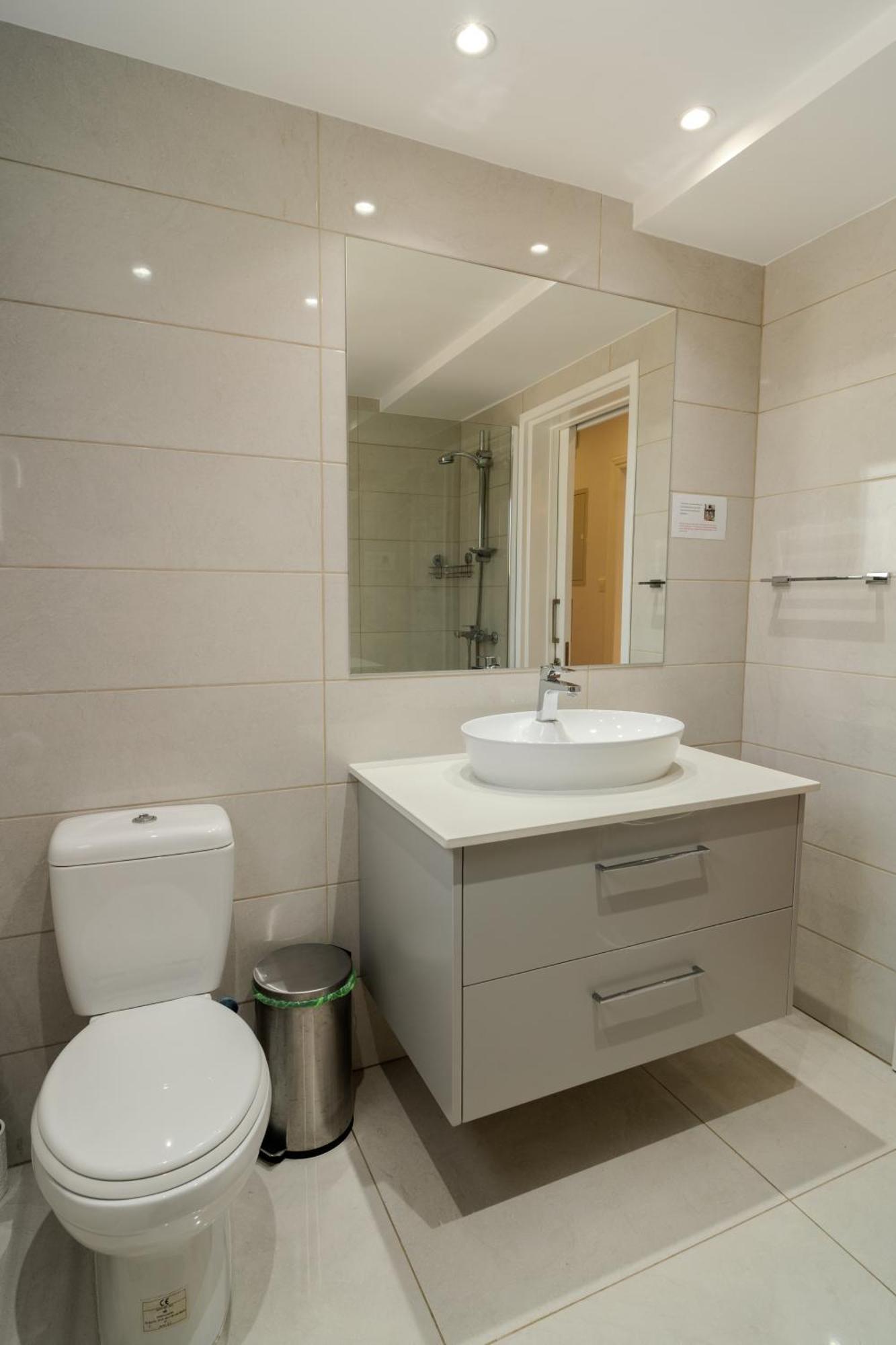 Finikoudes 3 Bedroom Seaview Flat Apartment Larnaca