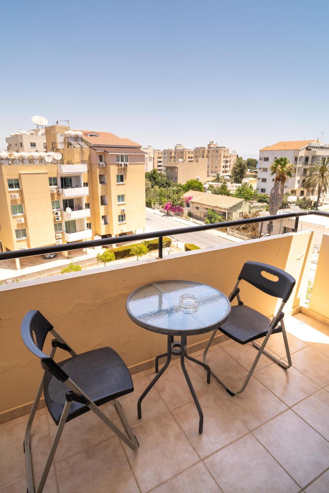 Blu Mackenzie 1 Bdr Flat With Pool Apartment *