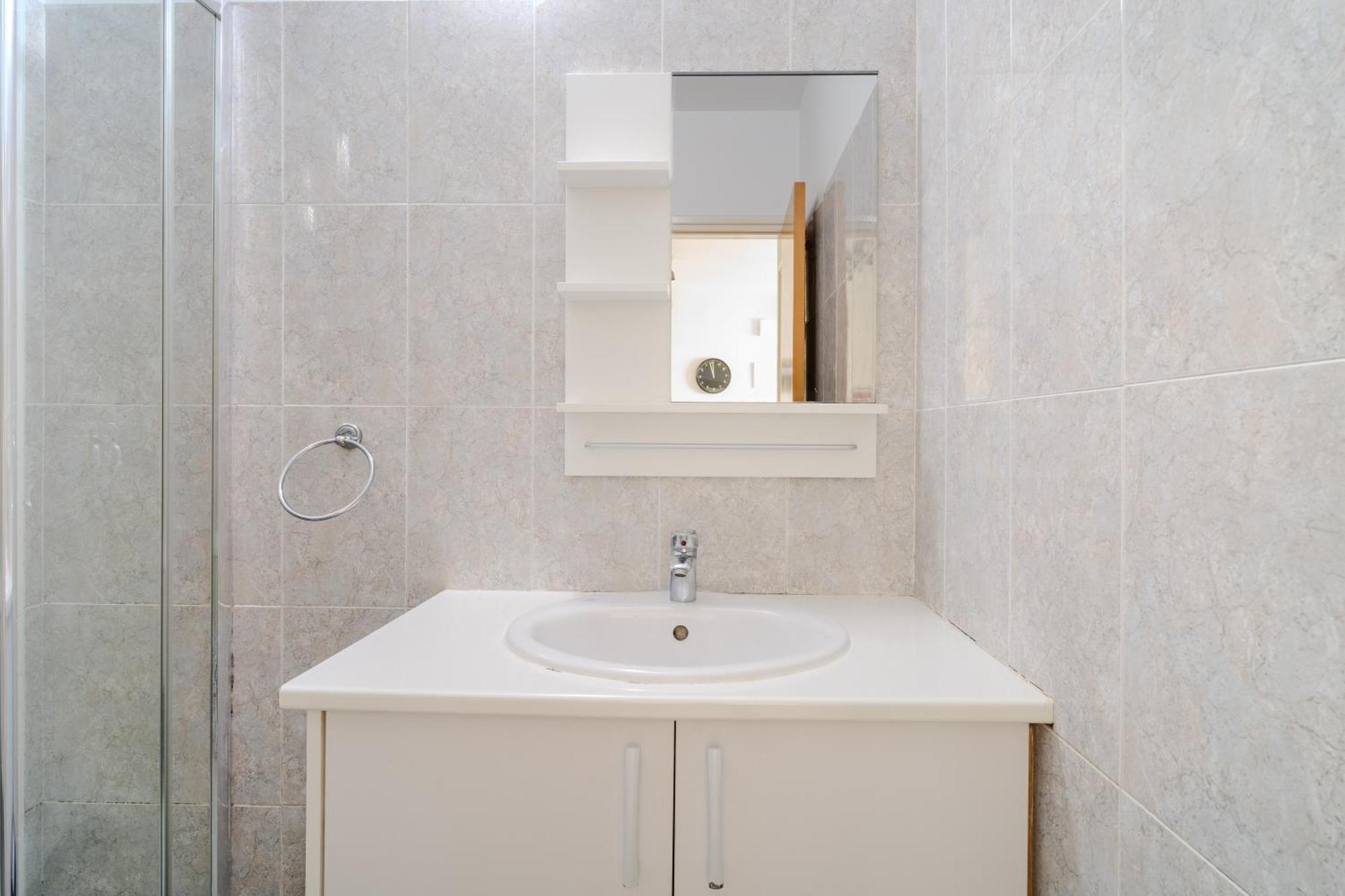Blu Mackenzie 1 Bdr Flat With Pool Apartment Larnaka