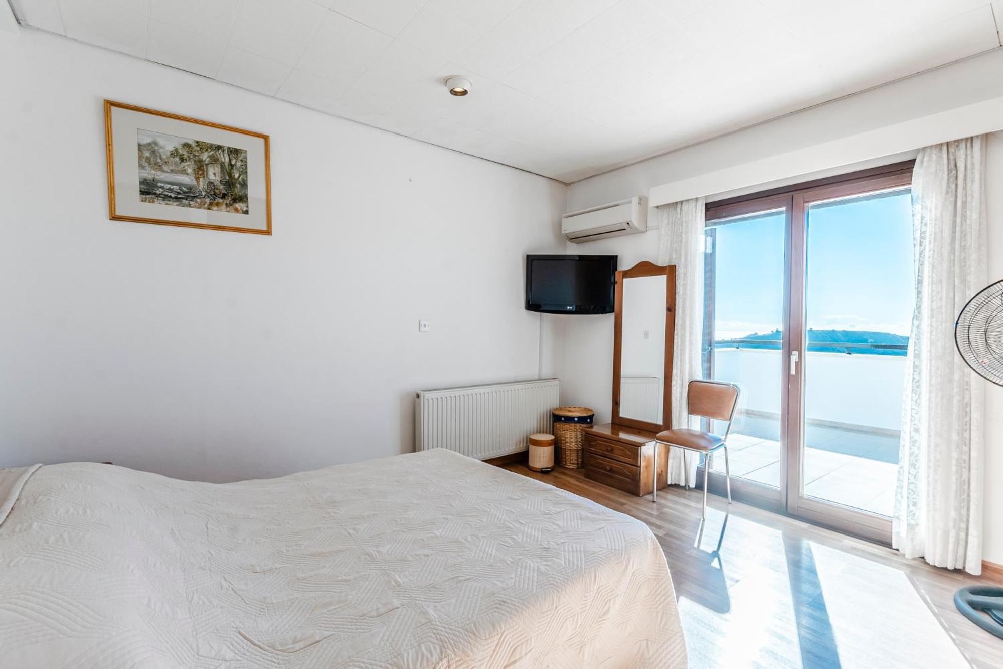 Pousada Mountain View 6 Bed Mansion With Private Padel Court, Pool & Gym