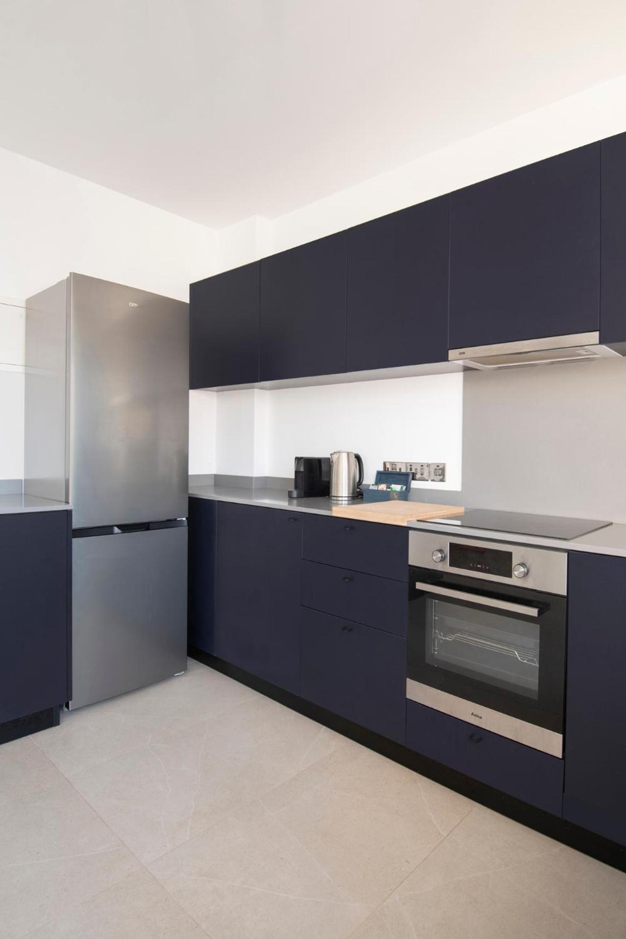 Amazing Two Bedroom * Larnaca