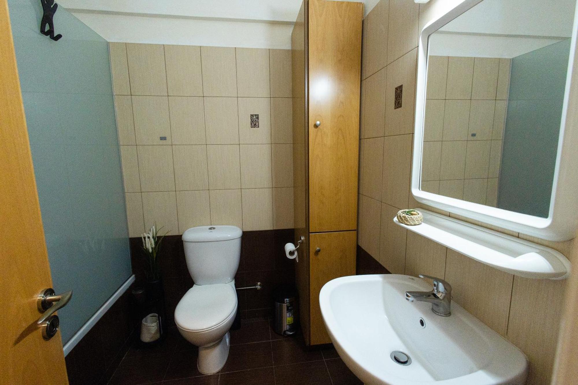 Apartment Maestro Iii *