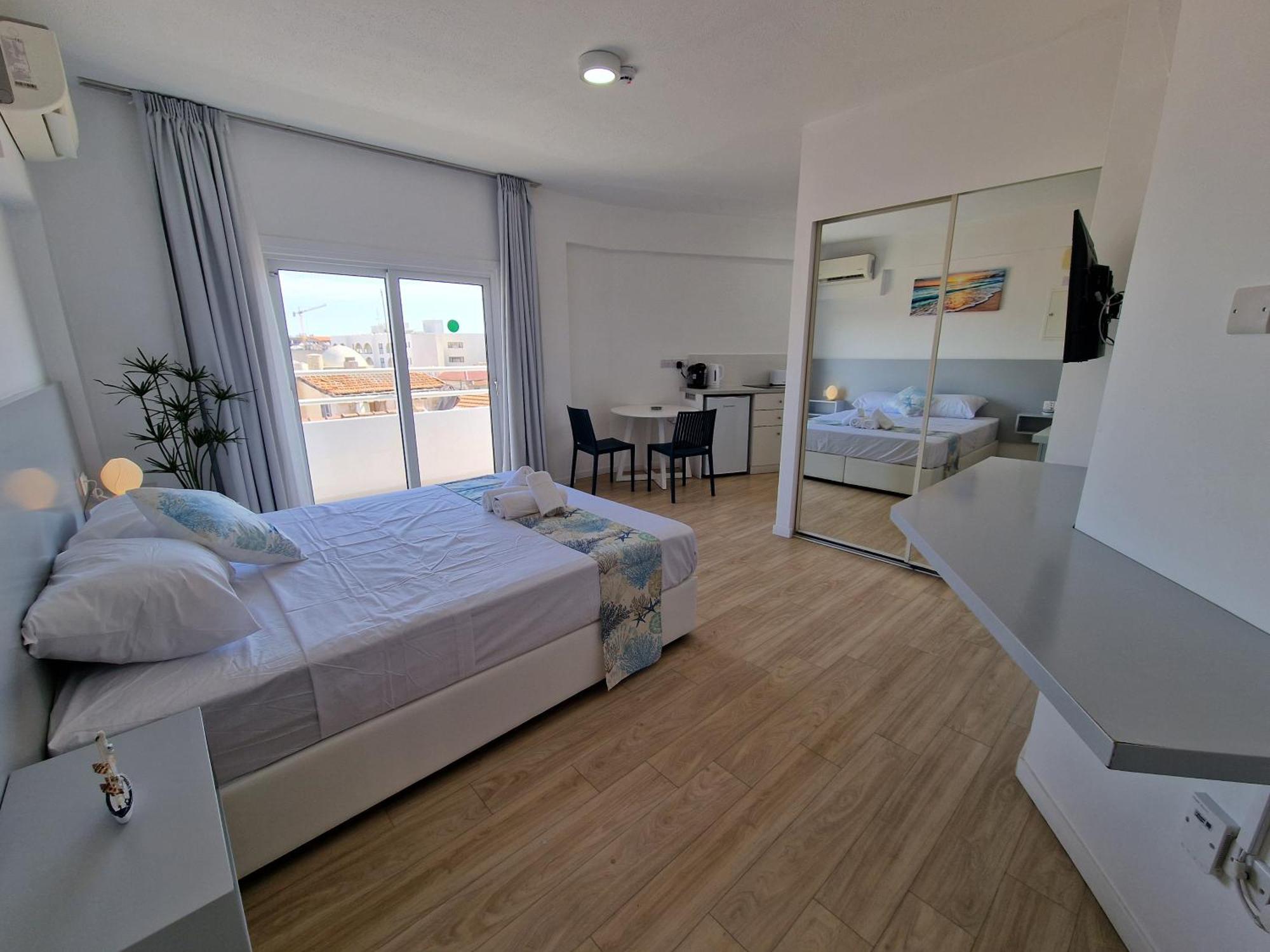 Kitieos Apts 100m From Finikoudes *