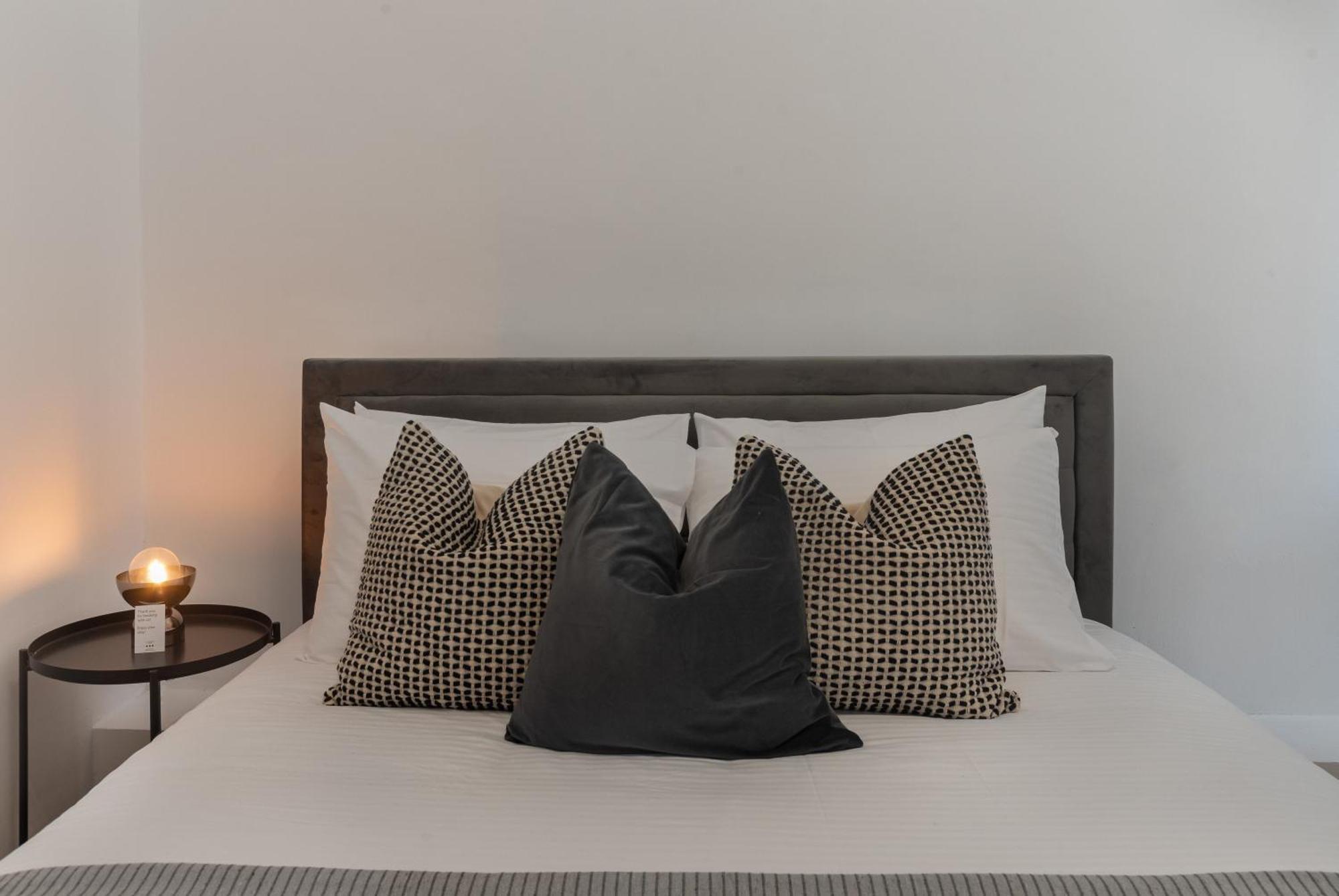 Phaedrus Living Breeze Residences Grace *