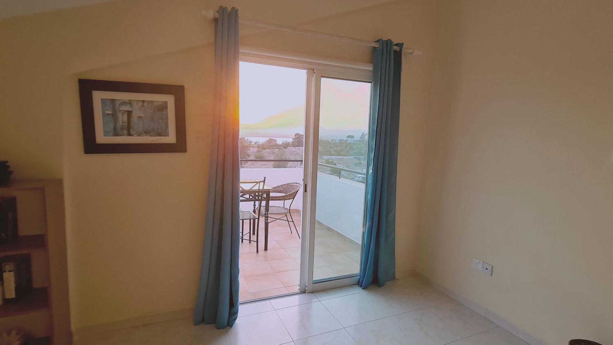 Sea And Salt Lake Panoramic View Apt * Larnaca