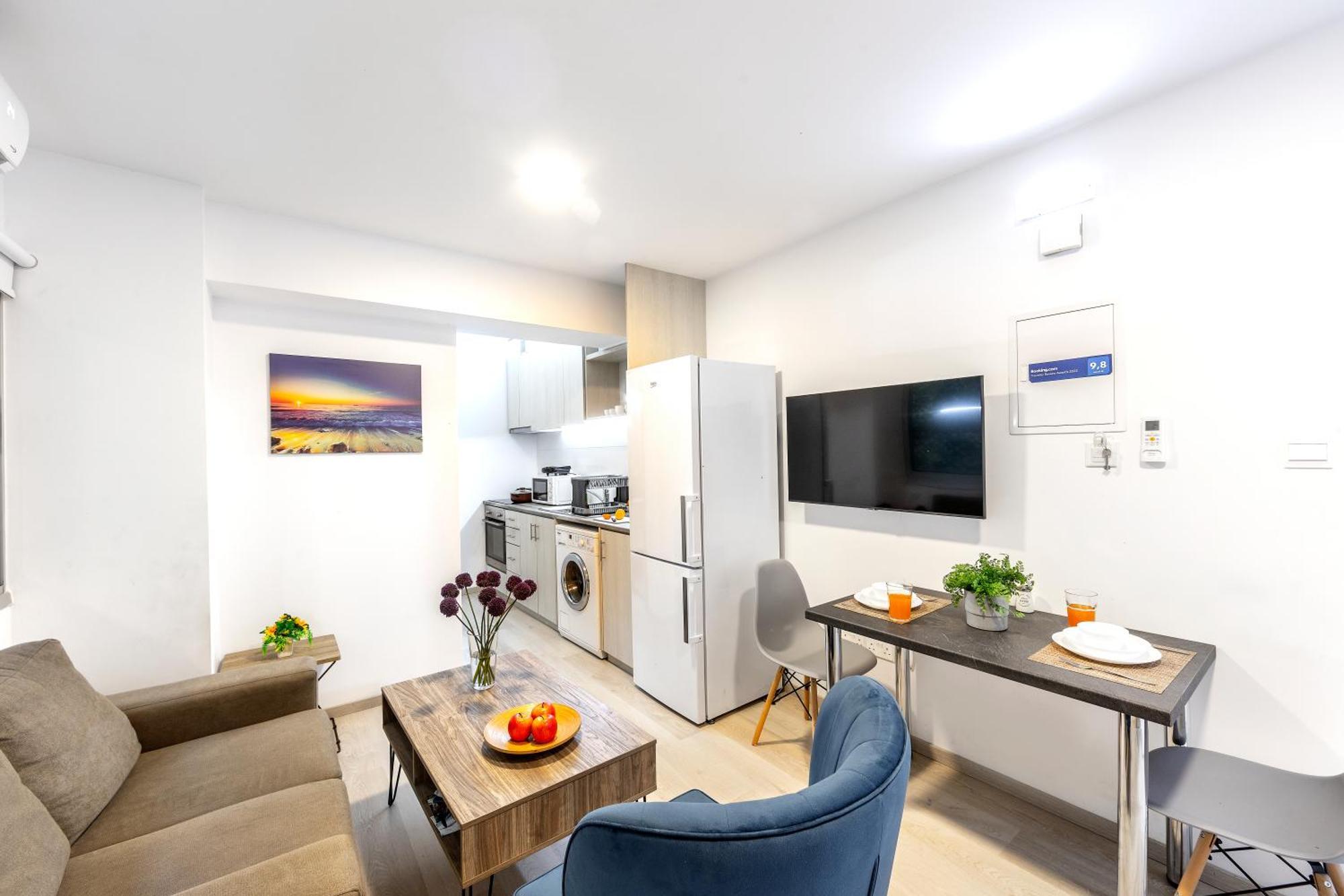 Apartment C-premium Apts 100m From And Centre *