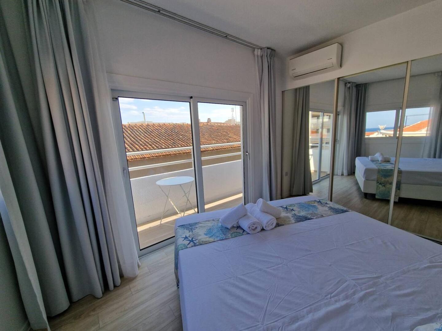 Kitieos Apts 100m From Finikoudes Apartamento *