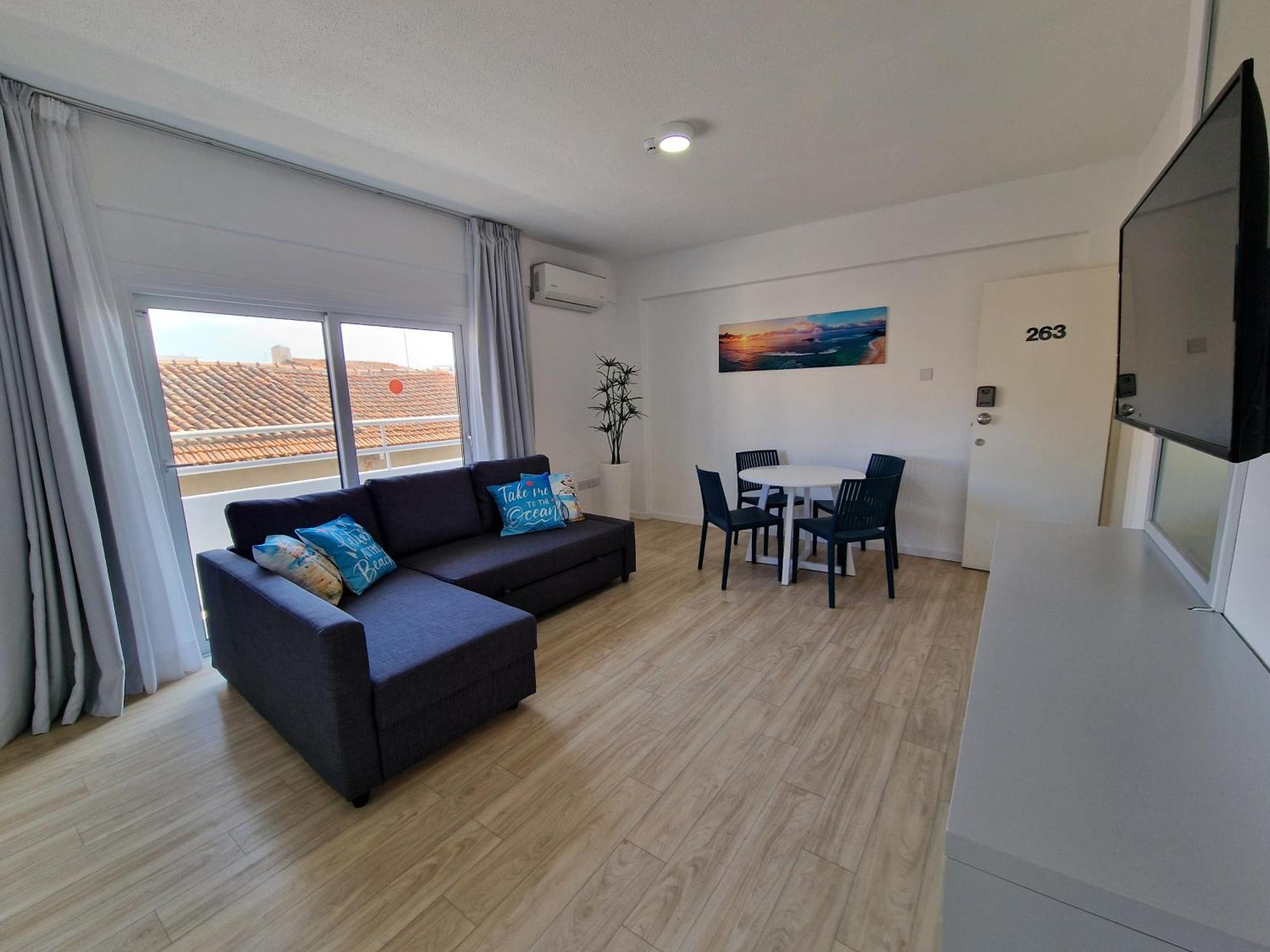 Kitieos Apts 100m From Finikoudes Apartamento *