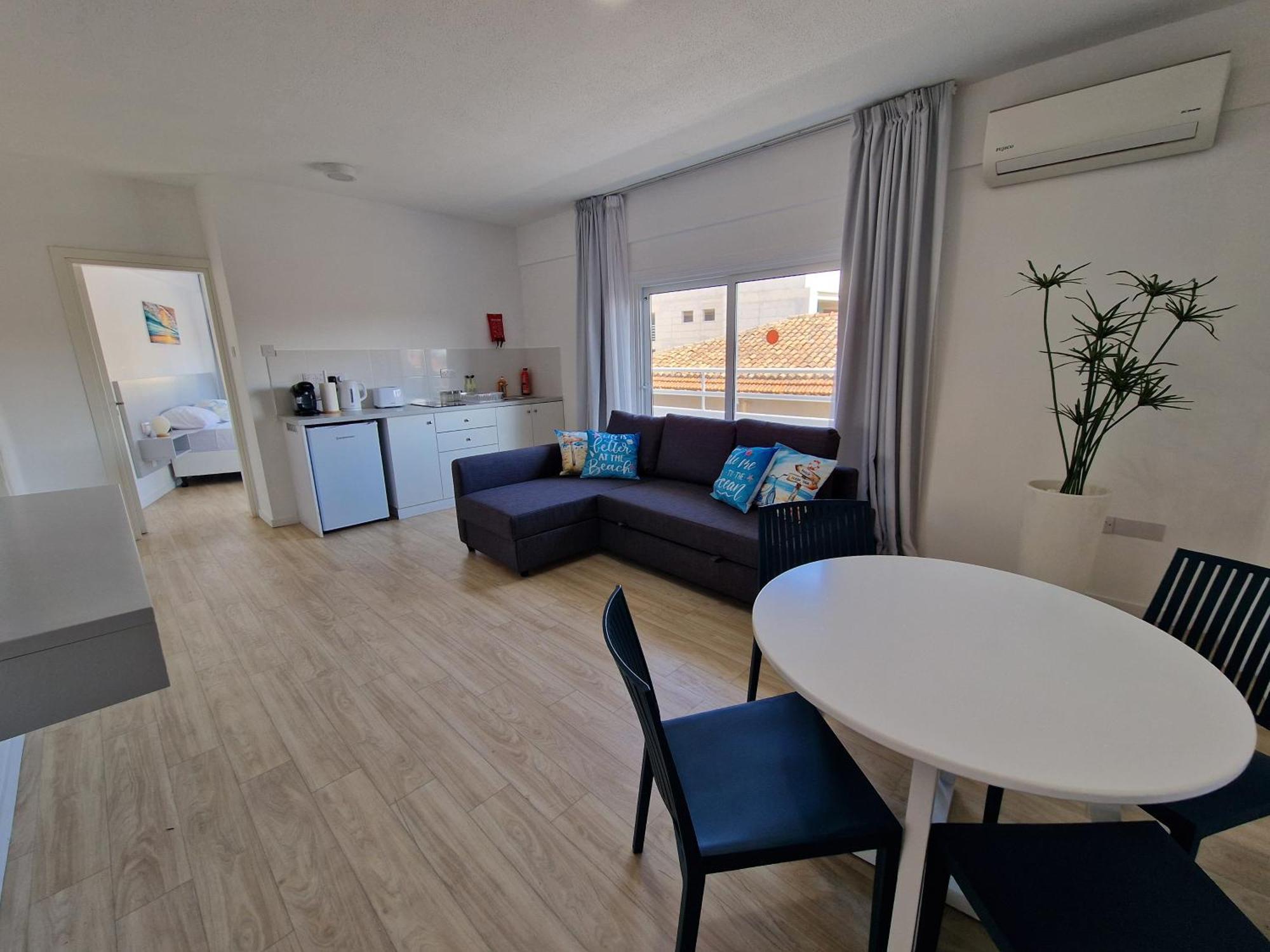 Apartamento Kitieos Apts 100m From Finikoudes *