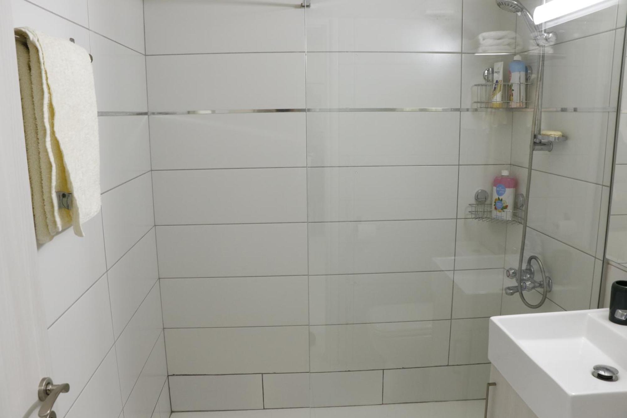 Spacious Apartment, Near Pinikoudes Apartment