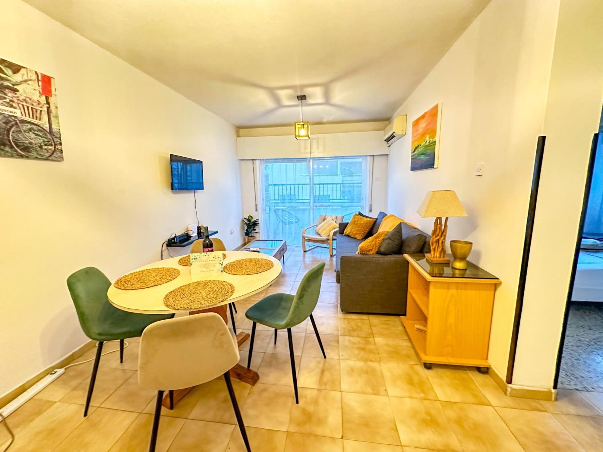 Apartamento Sea And Breeze 1br Lárnaca