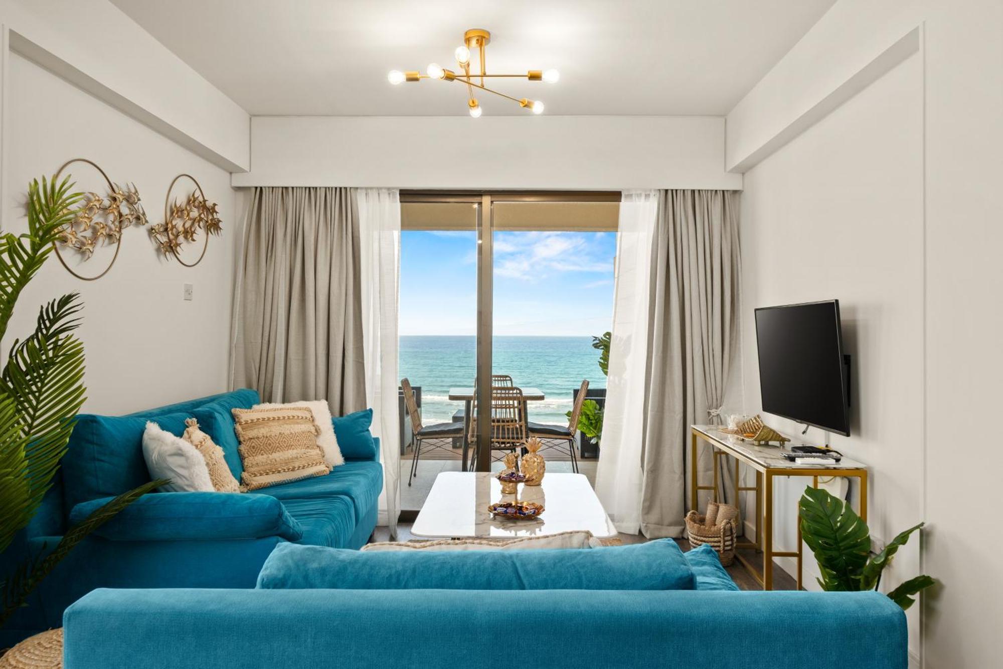 Lazuli Sea View Beachfront Ap 254 Apartment *