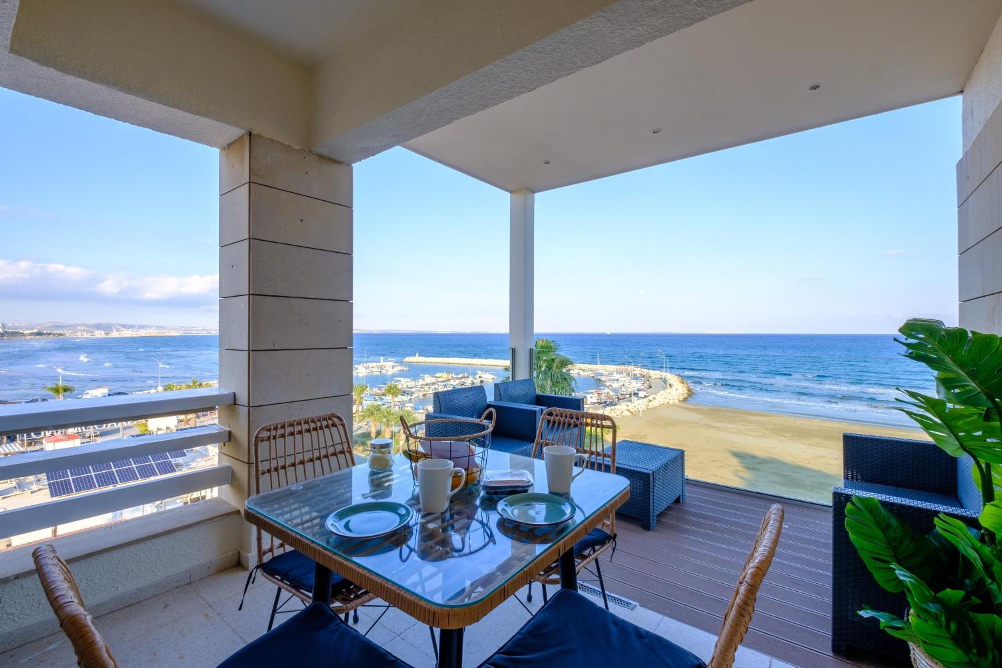 Apartment Lazuli Sea View Beachfront Ap 254 Larnaca