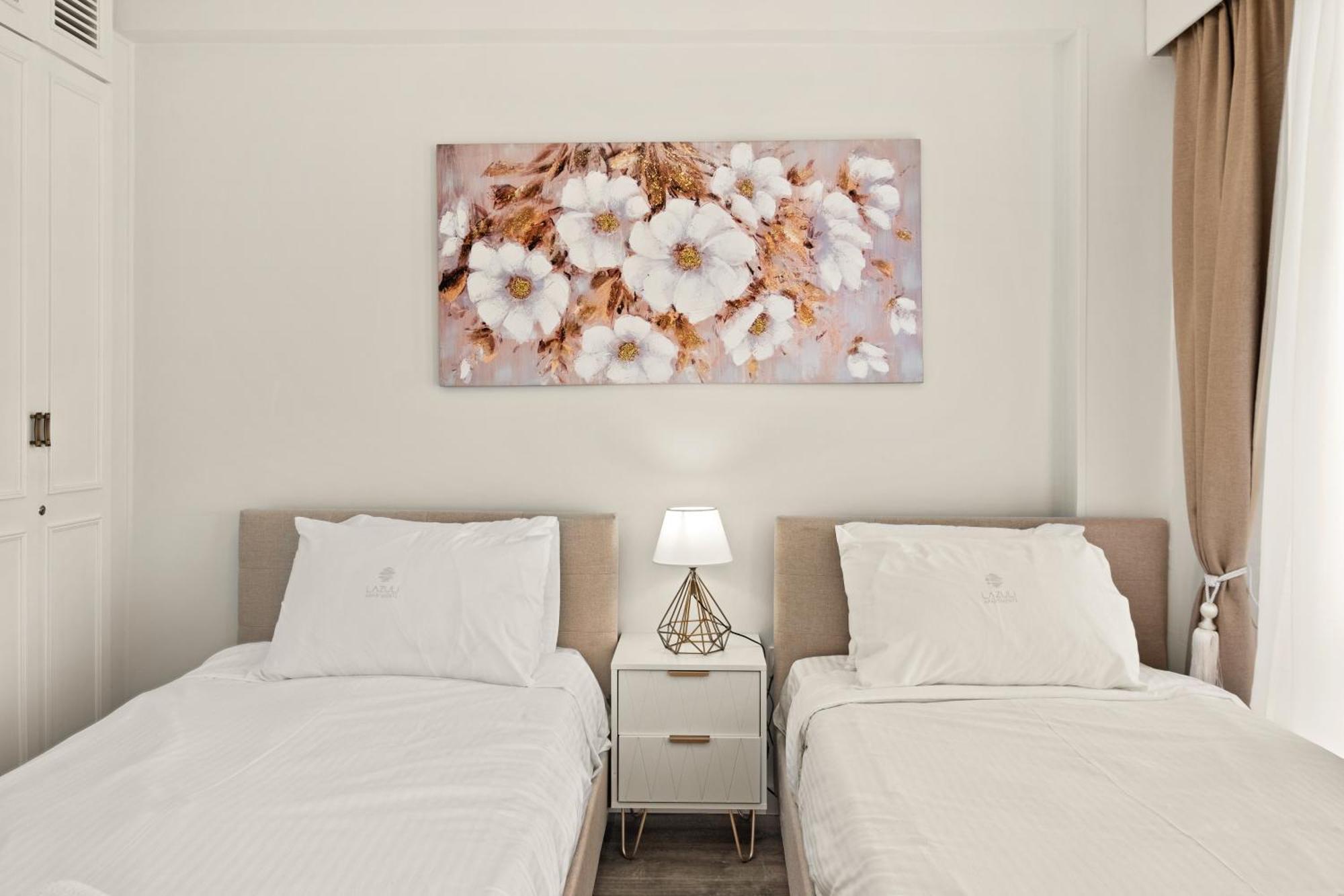 Lazuli Sea View Beachfront Ap 254 Apartment