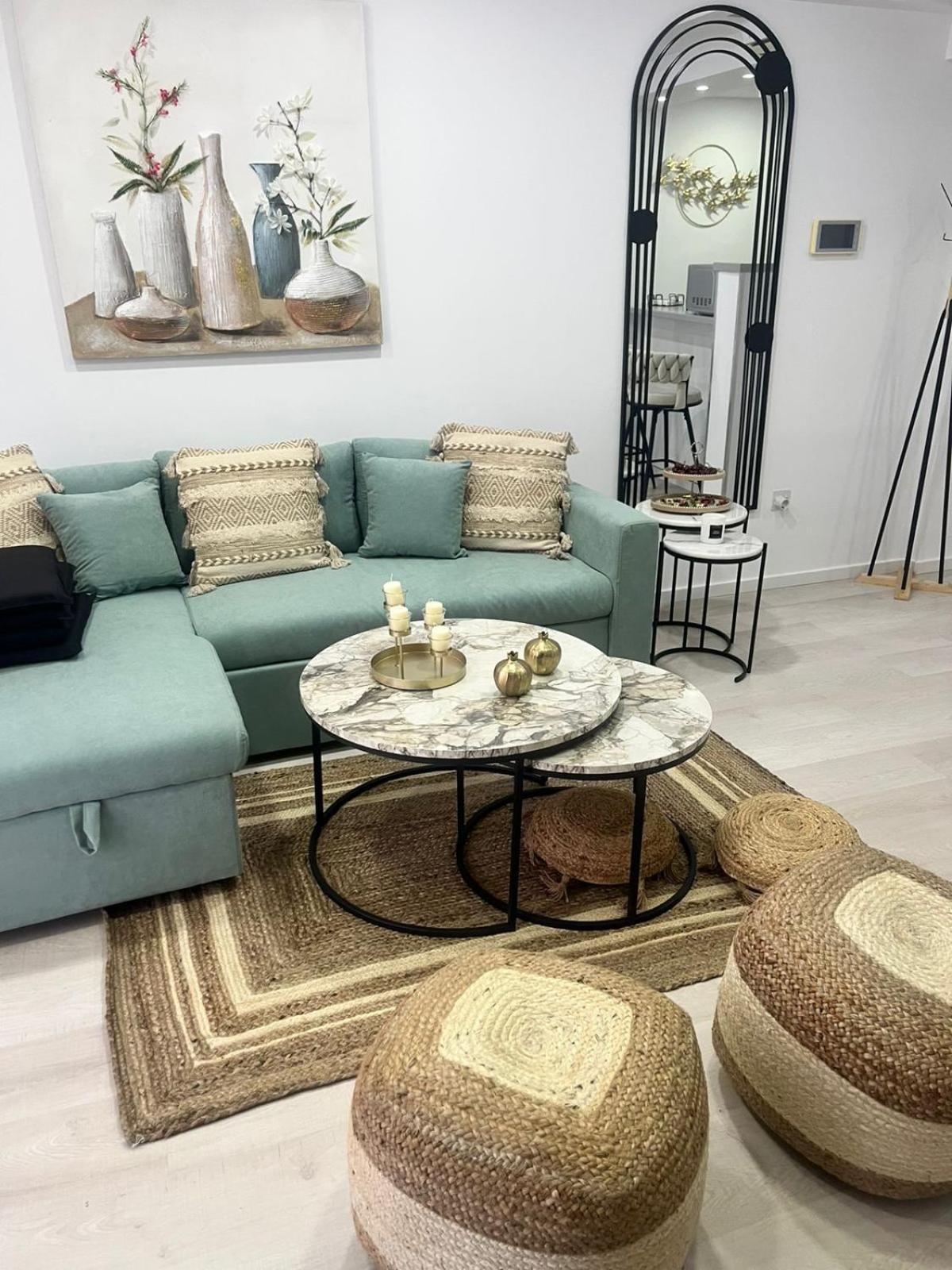 Lazuli Sea View Beachfront Ap 253 Larnaca