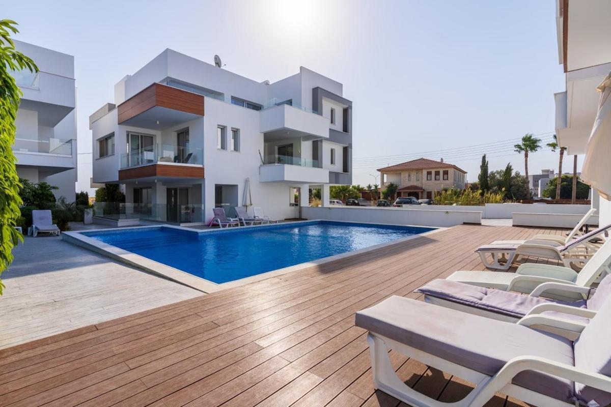 Valleria - 2 Bedroom W Pool In Lárnaca