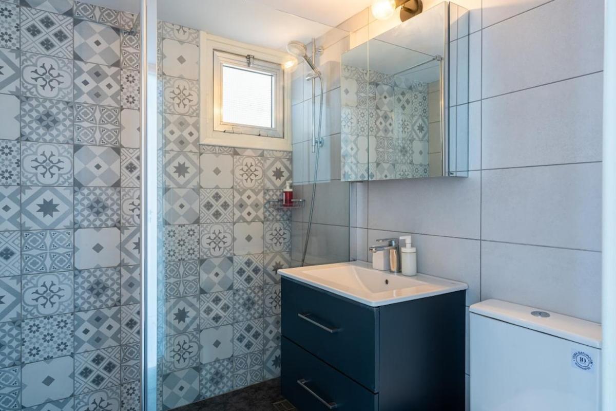 Apartment Liric - 3 Bedroom W Balcony In *