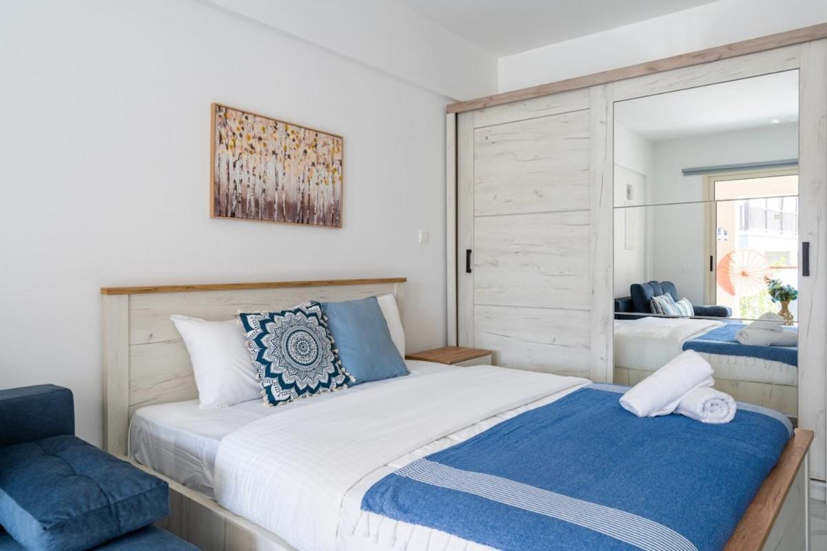 Apartment Sunny Side W Terrace In Larnaca