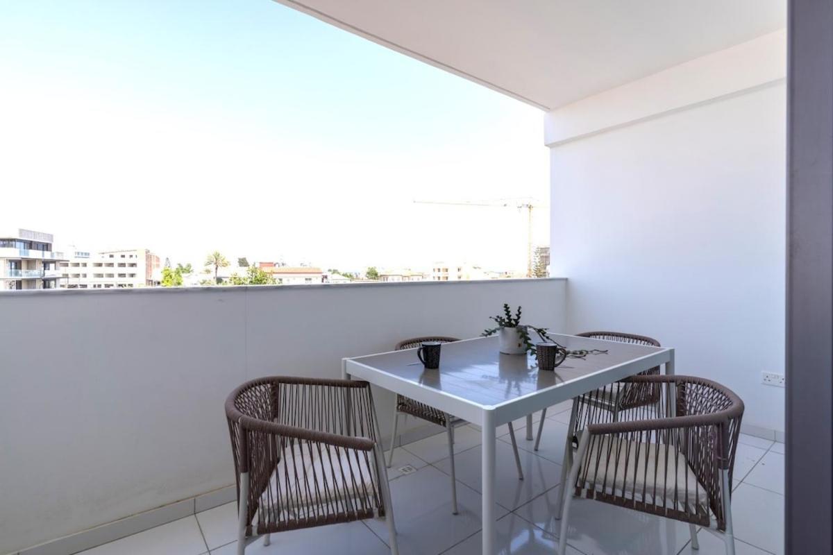 Luna - Homely W Balcony In Apartment *