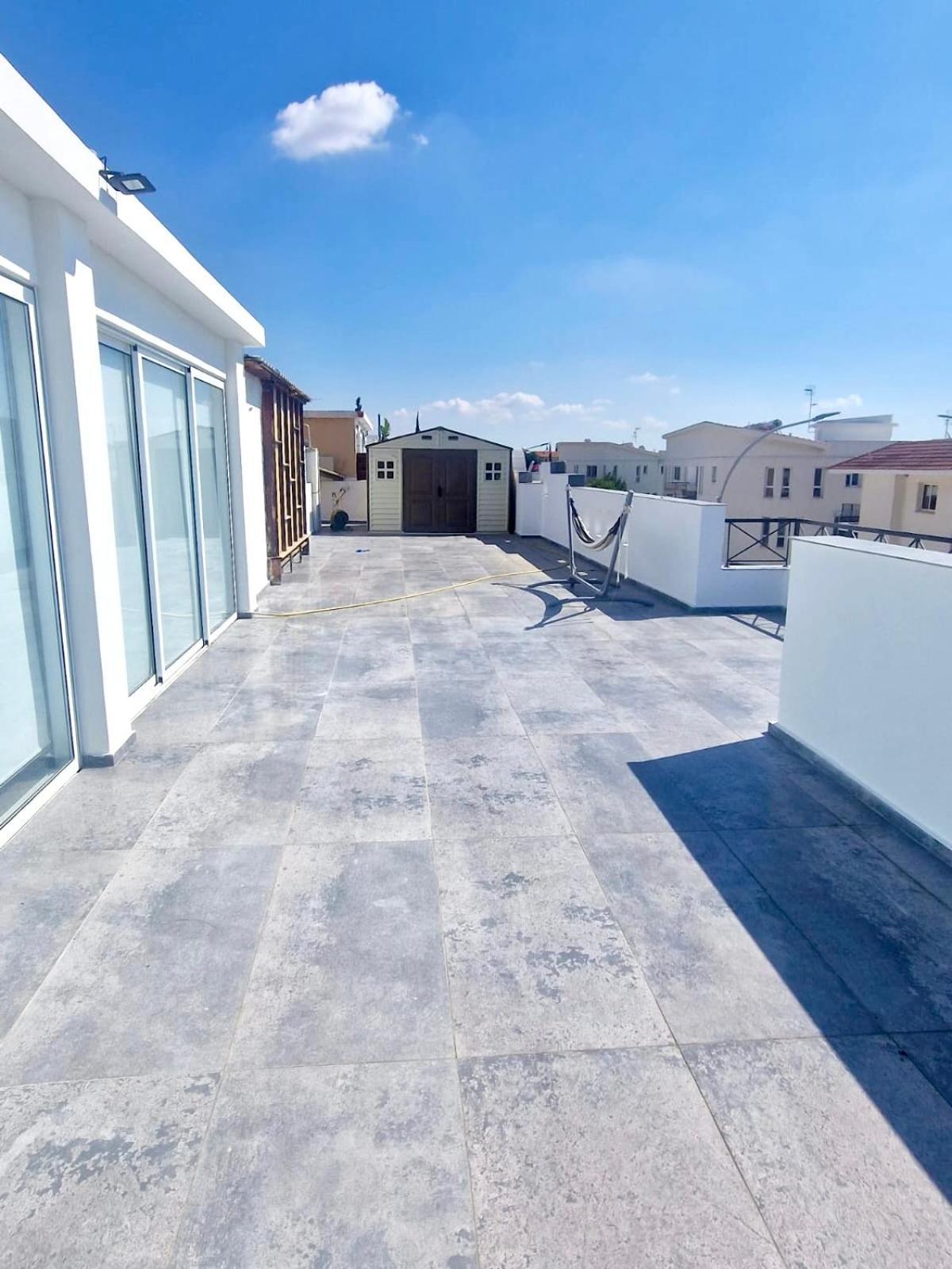 Sea View Penthouse Apartment Larnaca