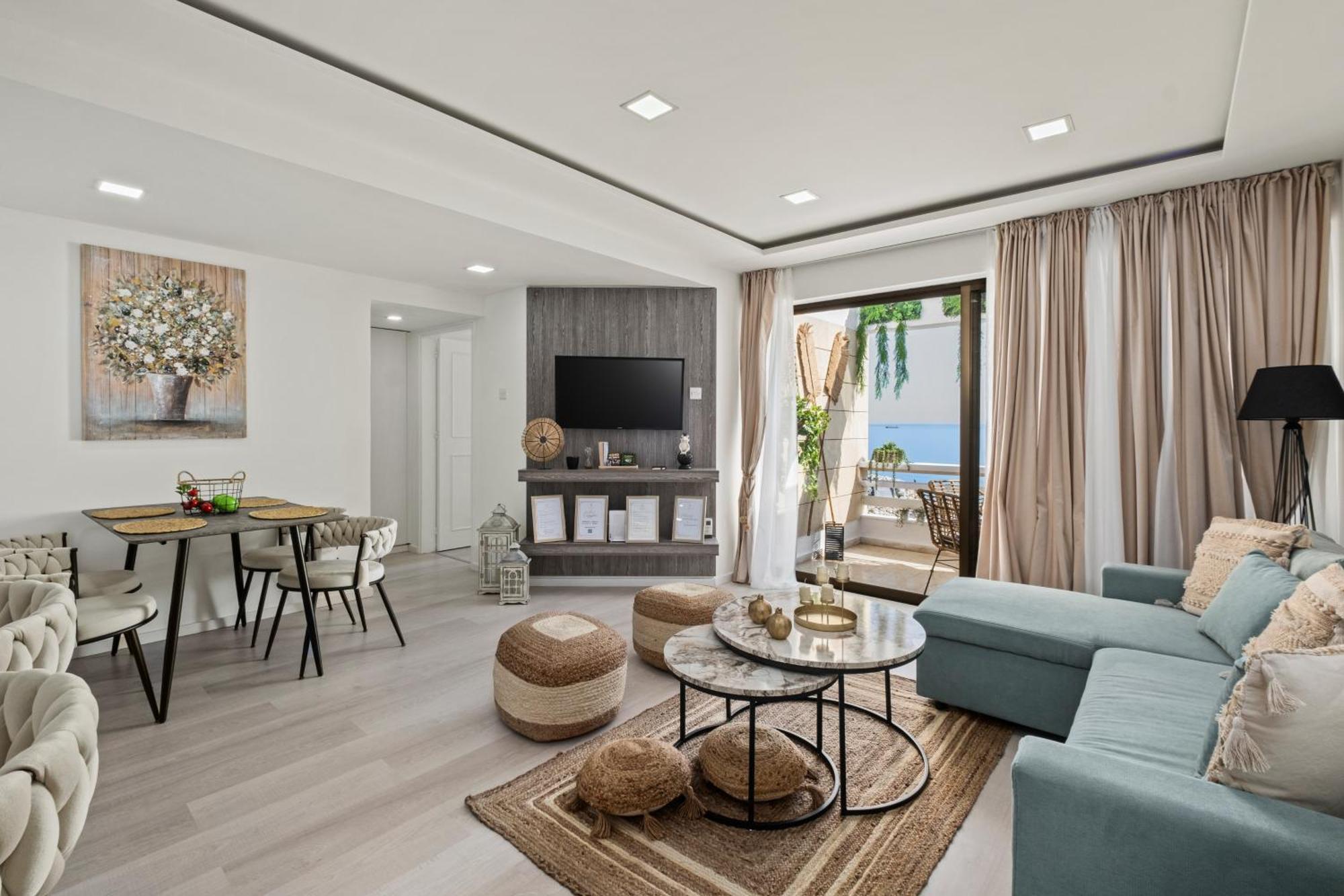 Lazuli Sea View Beachfront Ap 253 * Larnaca