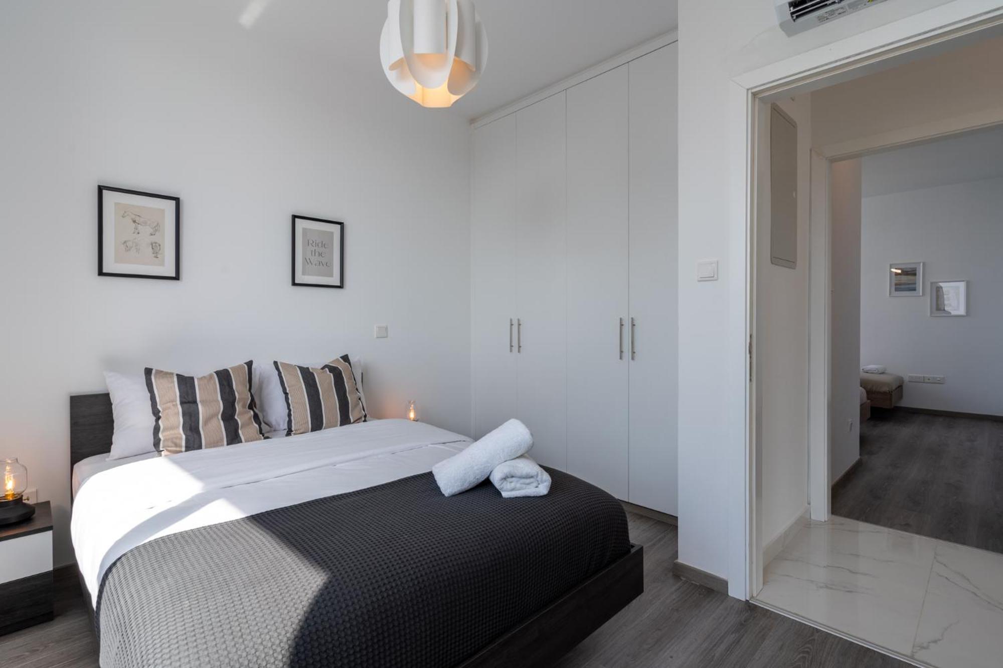 Taupe's 2-bedroom In