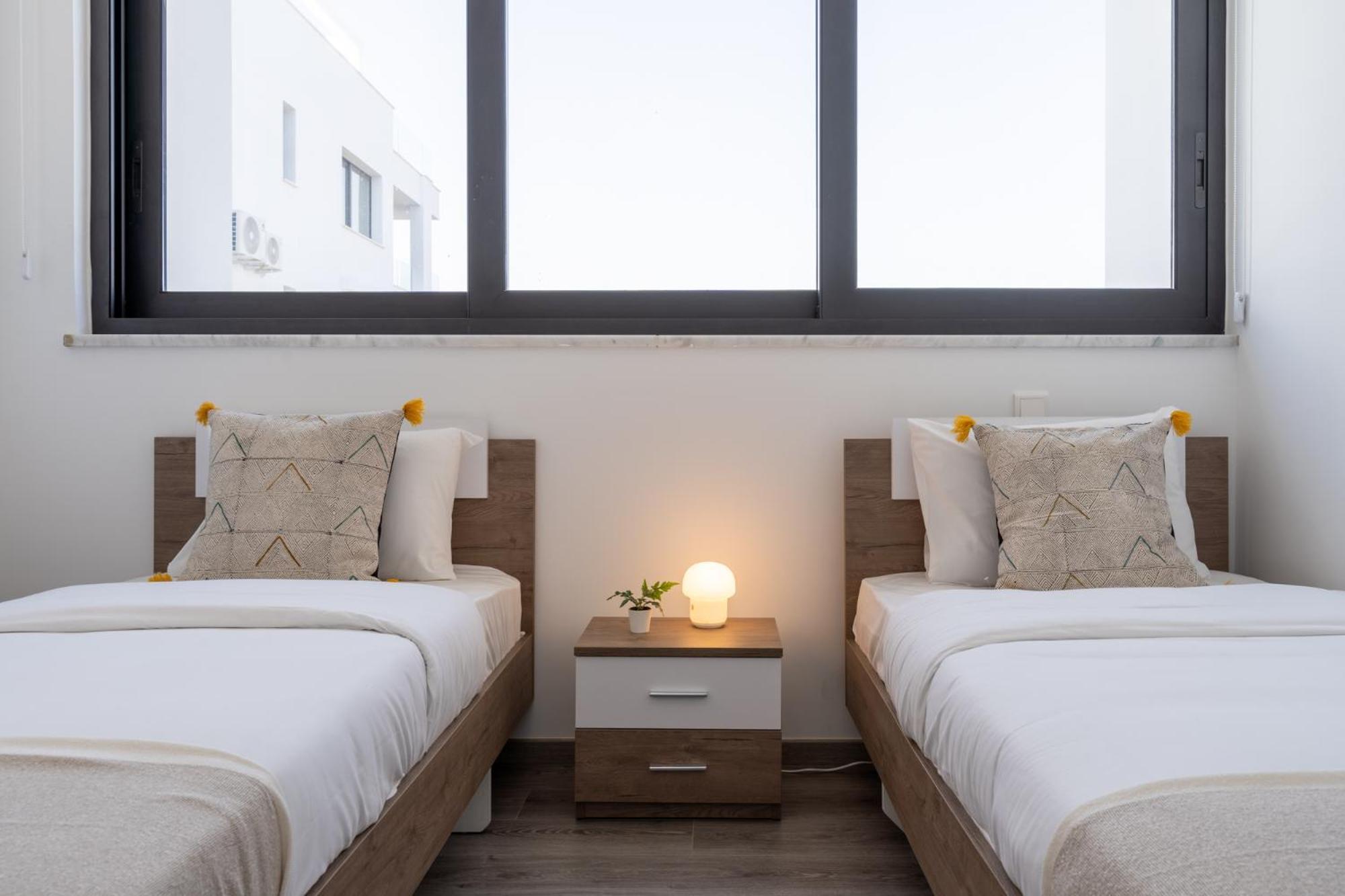Taupe's 2-bedroom In Apartment Larnaca