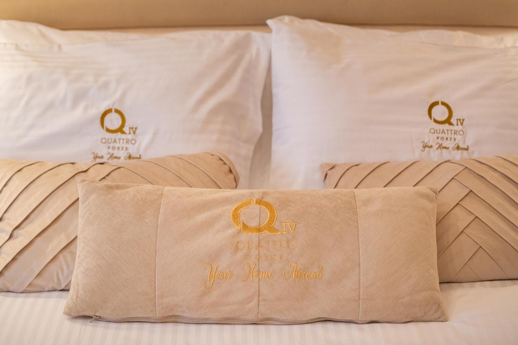 Quattro Beachfront Sea View Ap 4 *