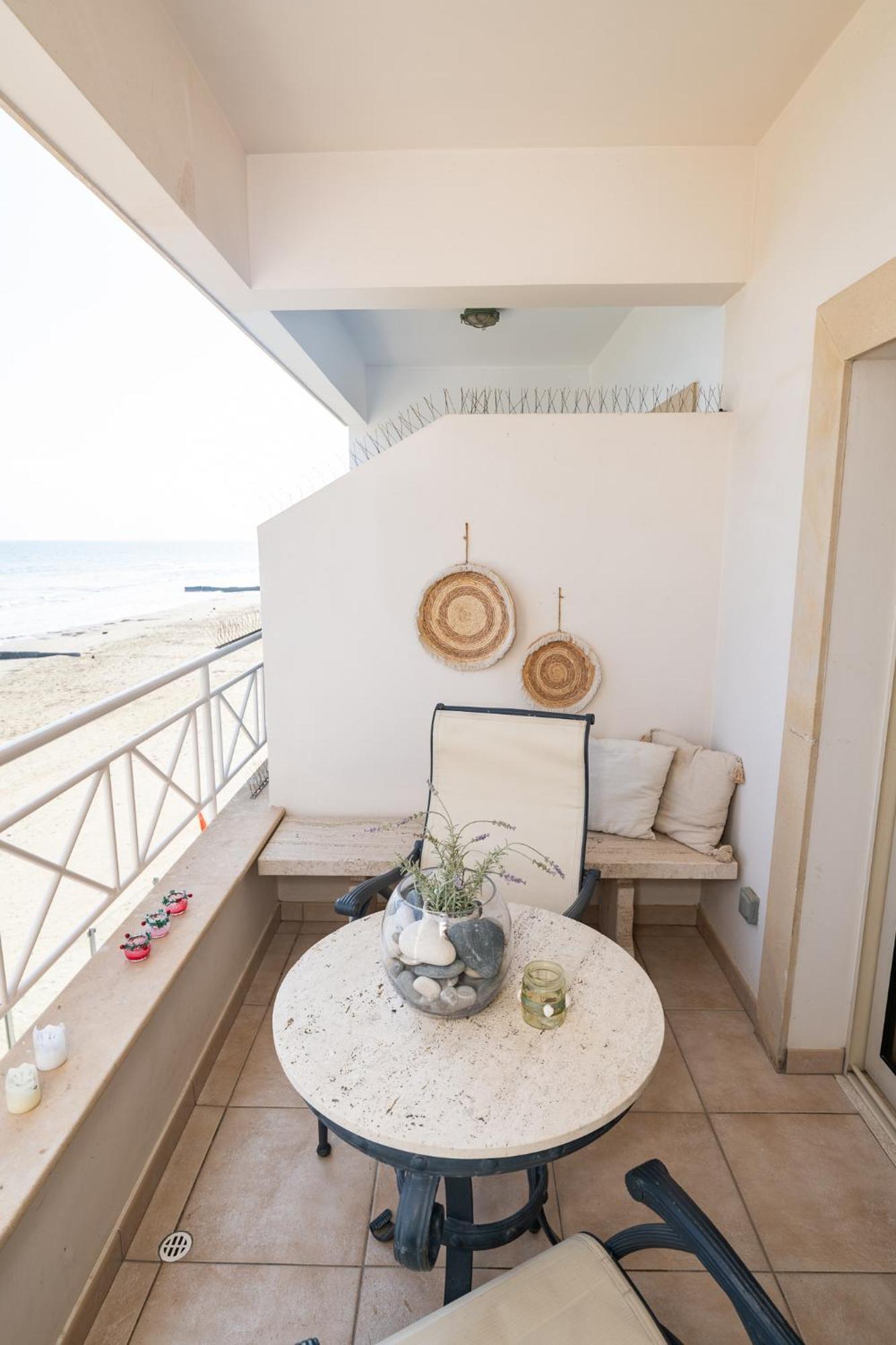 Quattro Beachfront Sea View Ap 4 Apartamento