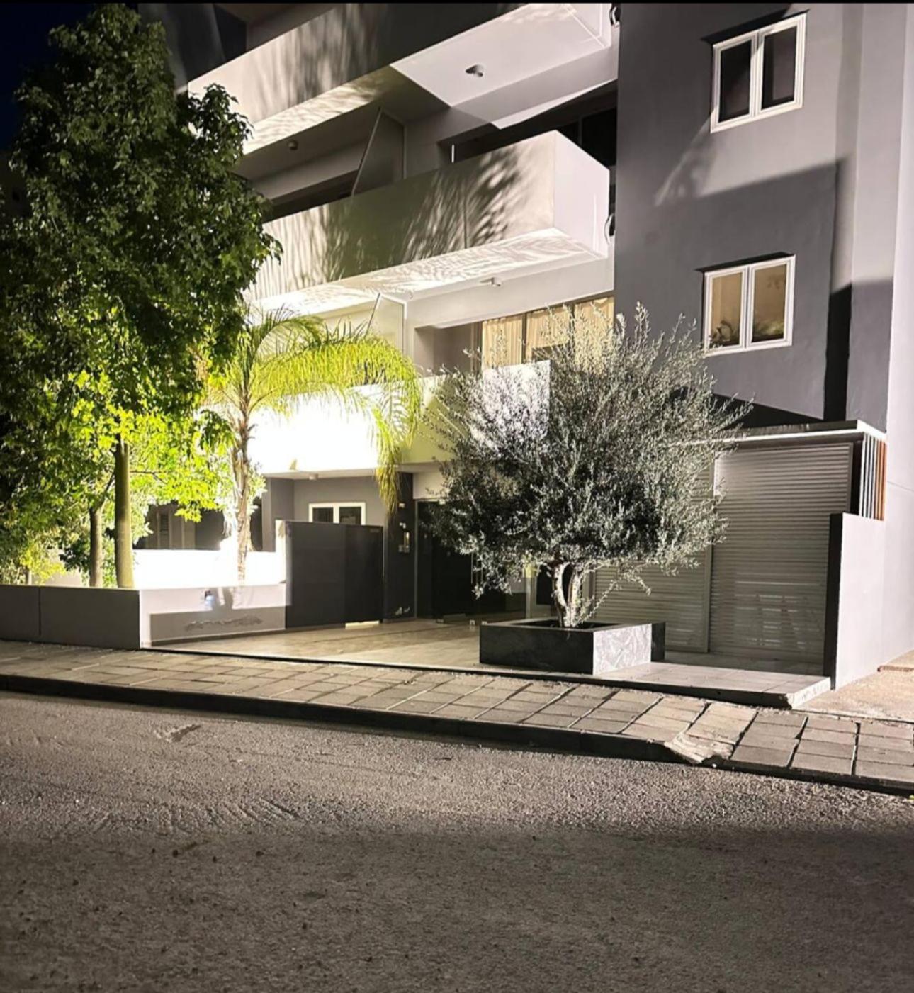 2br Seaview In Prime Location 1 Min From Sea Apartment Larnaca