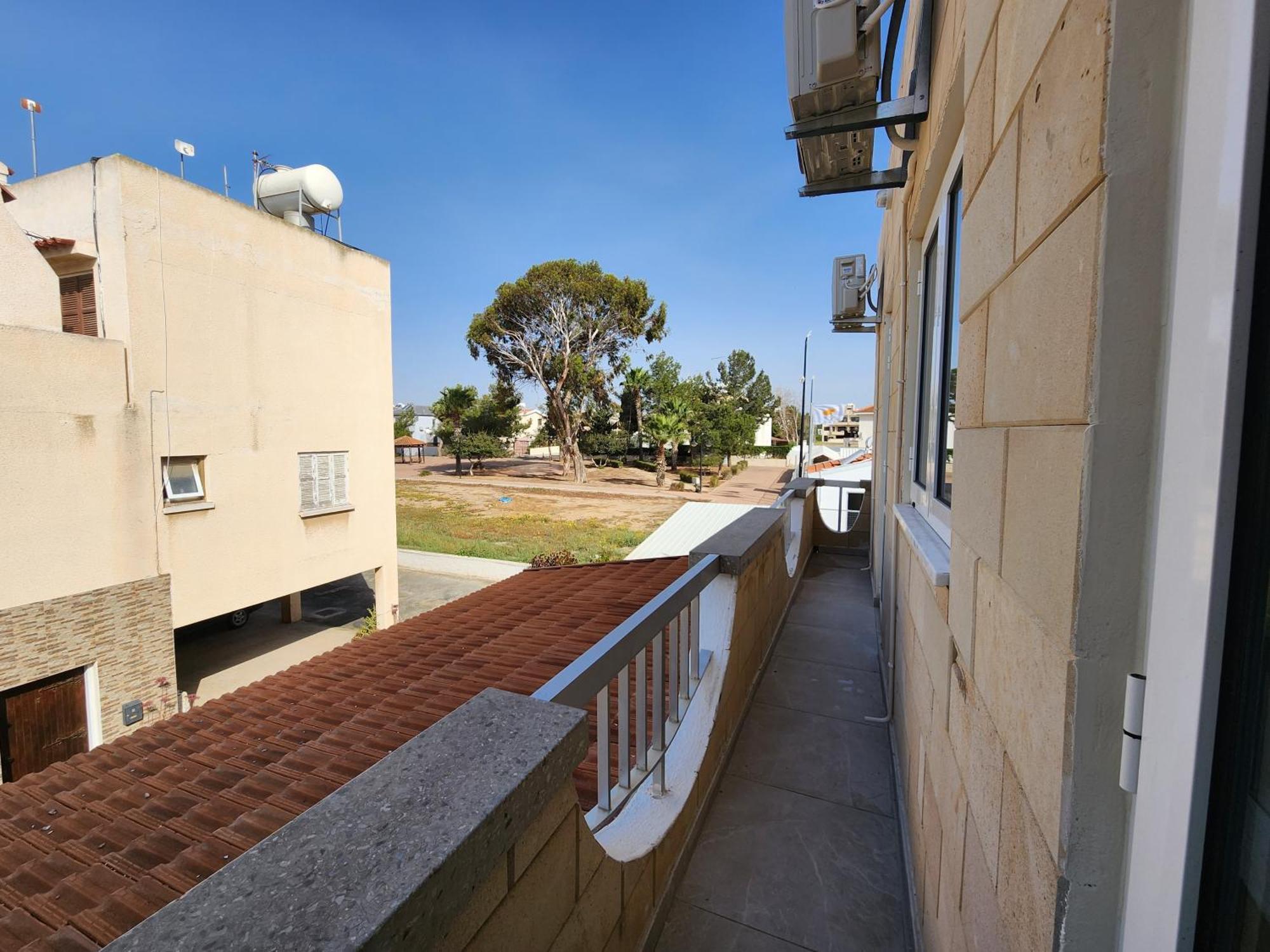 Kafkalia Sea Breeze Holiday home *
