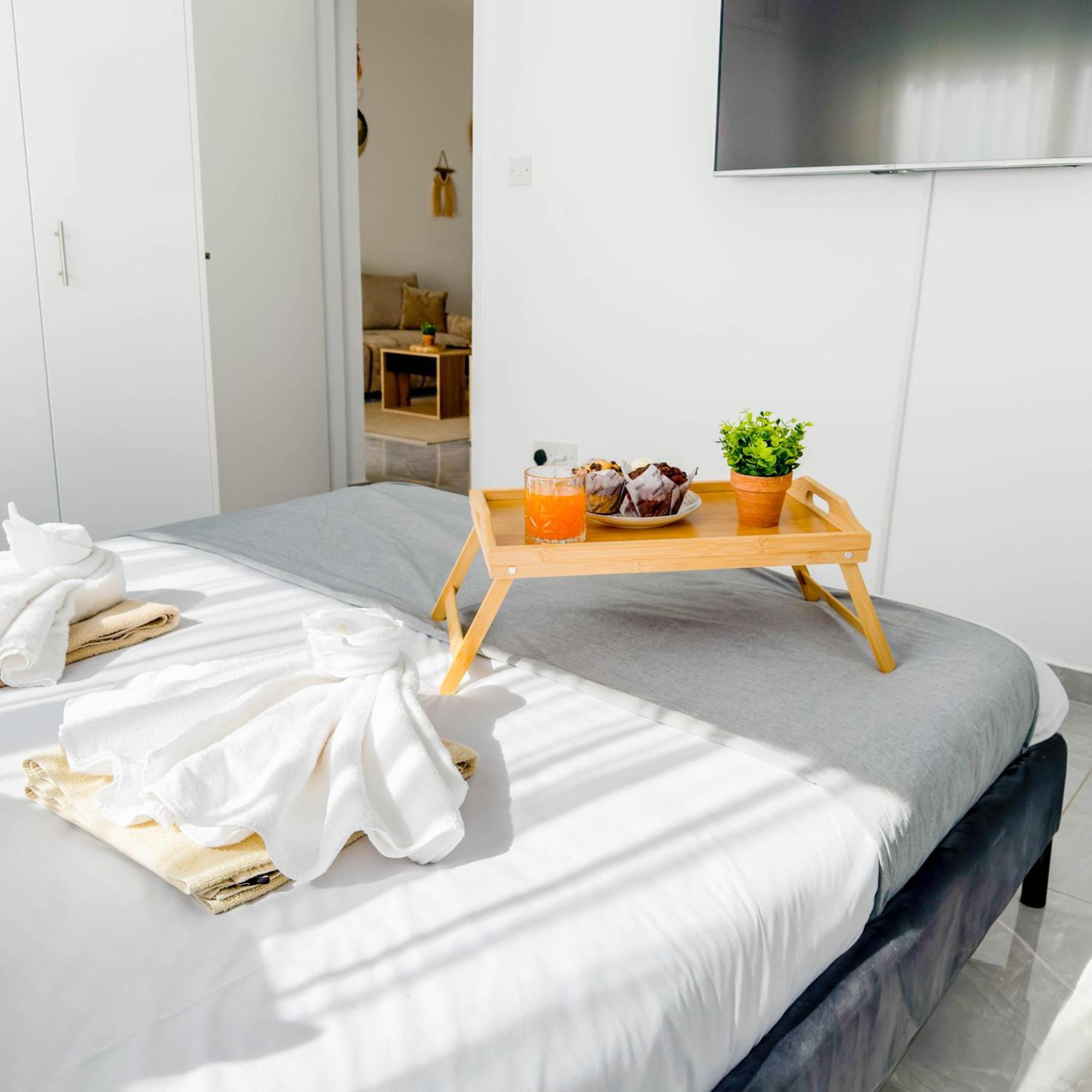 Apartment Coastal Getaway Larnaca