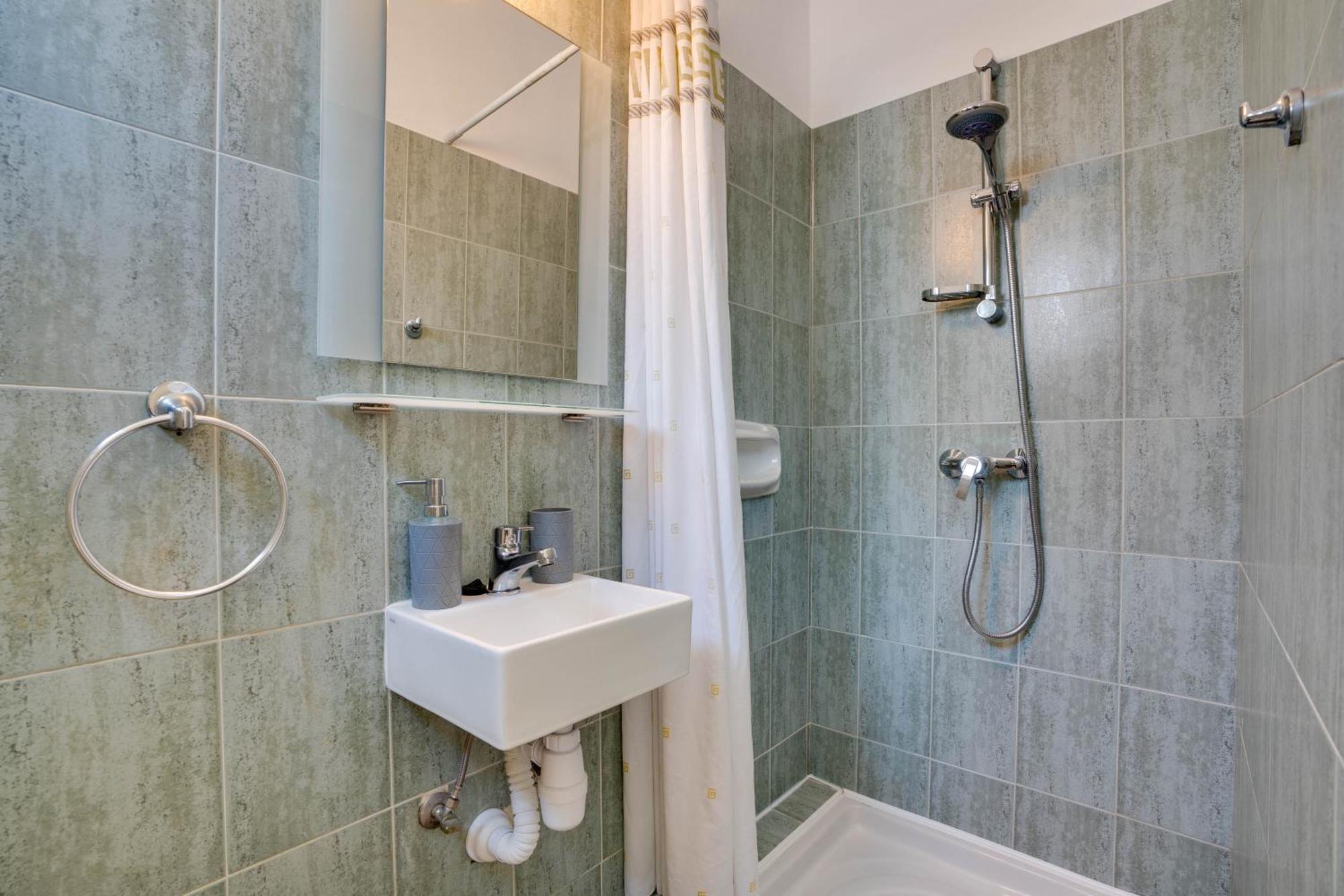 Apartment Charming 3-bed Duplex With Stunning Sea View