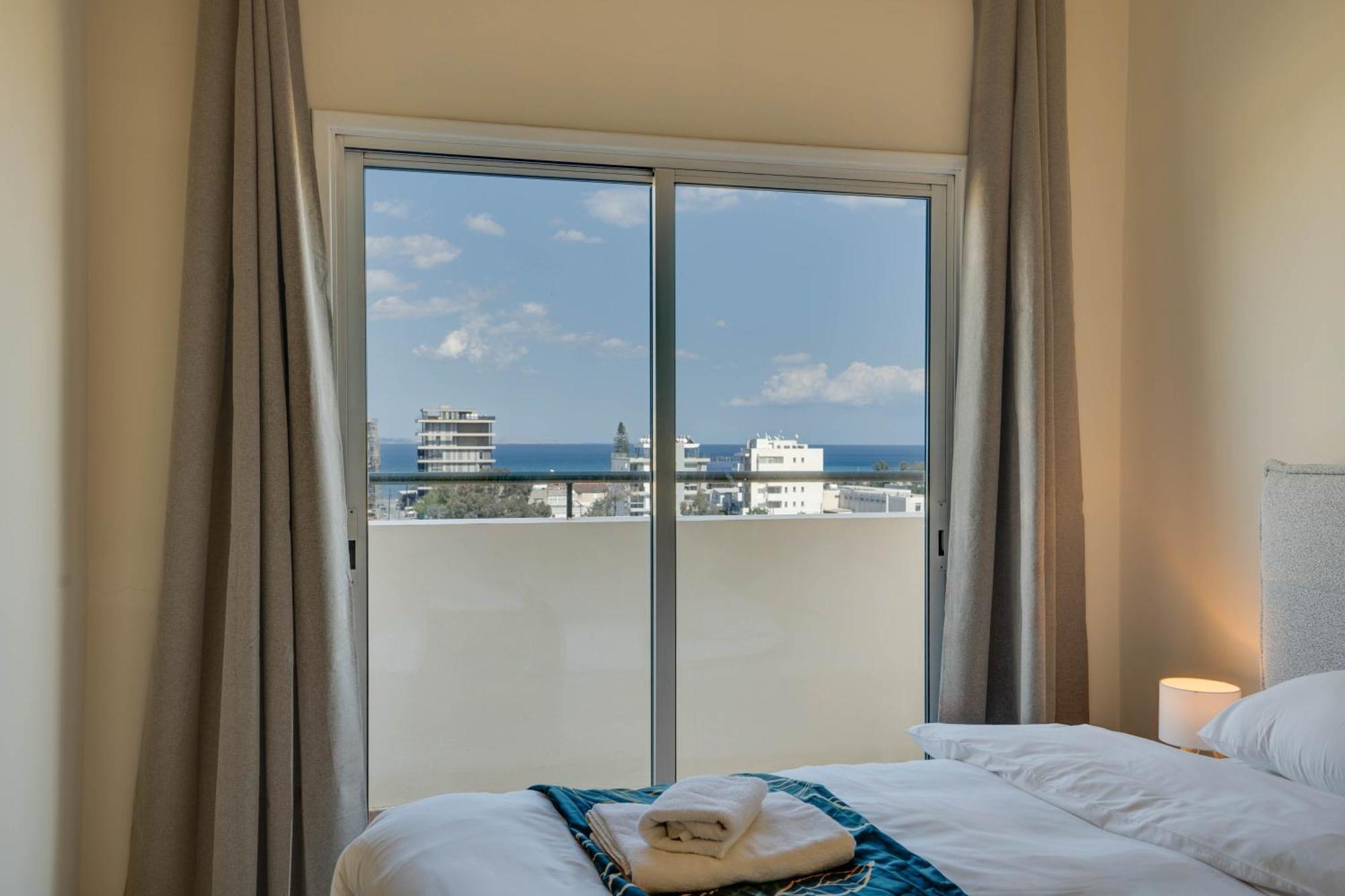 Charming 3-bed Duplex With Stunning Sea View Apartment
