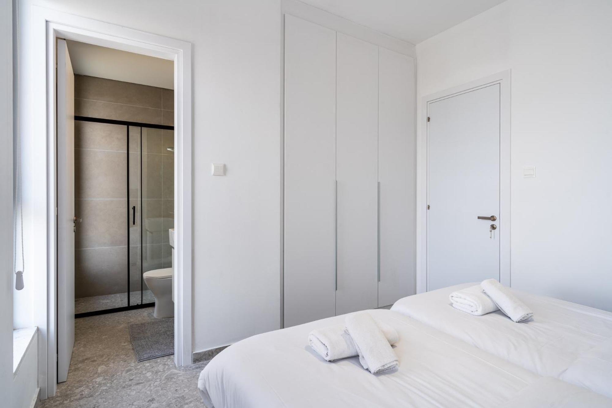 Solara - Stylish Balcony In * Larnaca