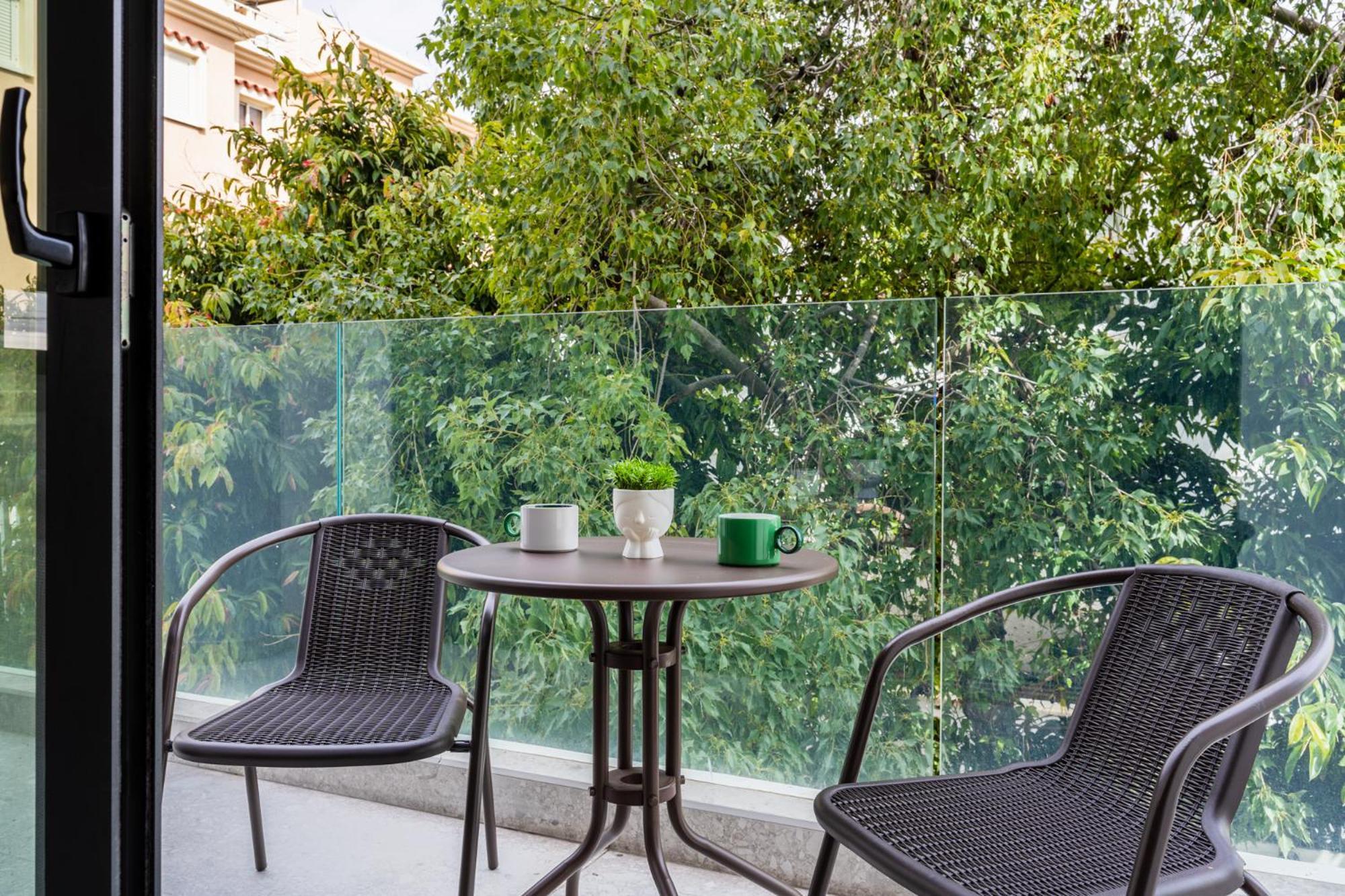 Căn hộ Solara - Stylish Balcony In