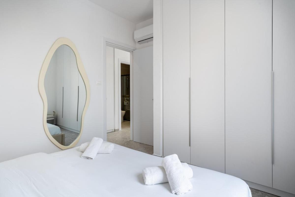 Solara - Stylish Balcony In * Larnaca
