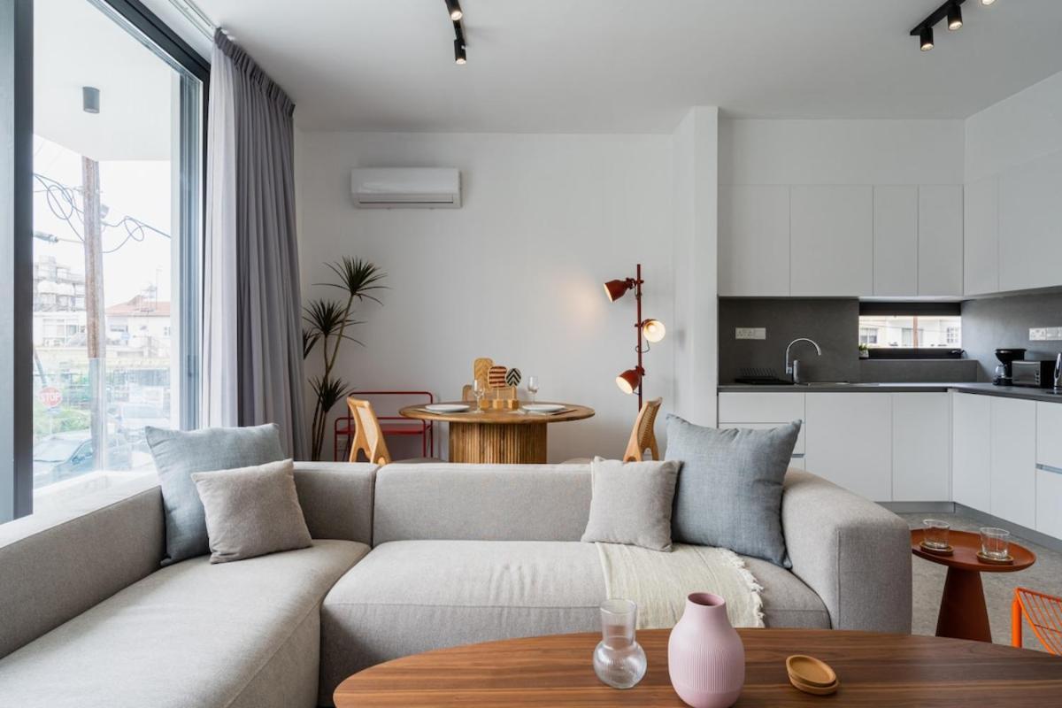 Solara - Stylish Balcony In Căn hộ *