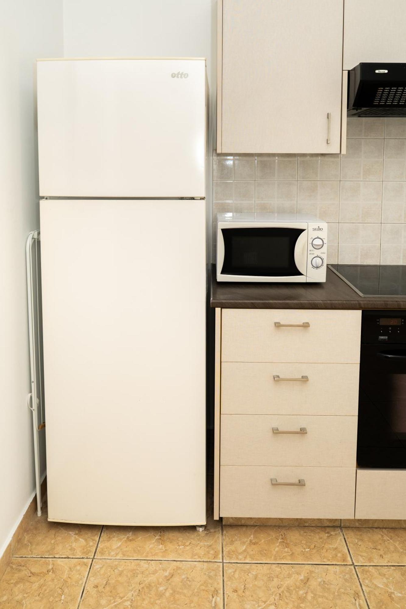Olivia Mackenzie 2 Bedroom Flat With Pool Apartment Larnaca