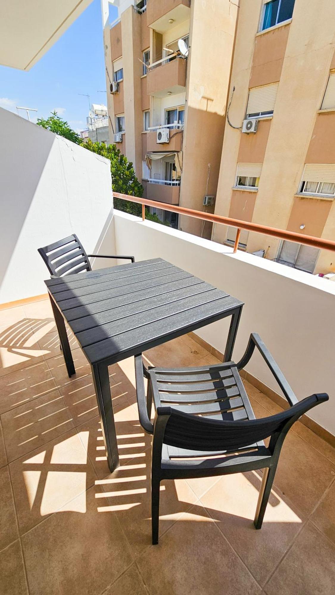 Central City Rooms Homestay Larnaca