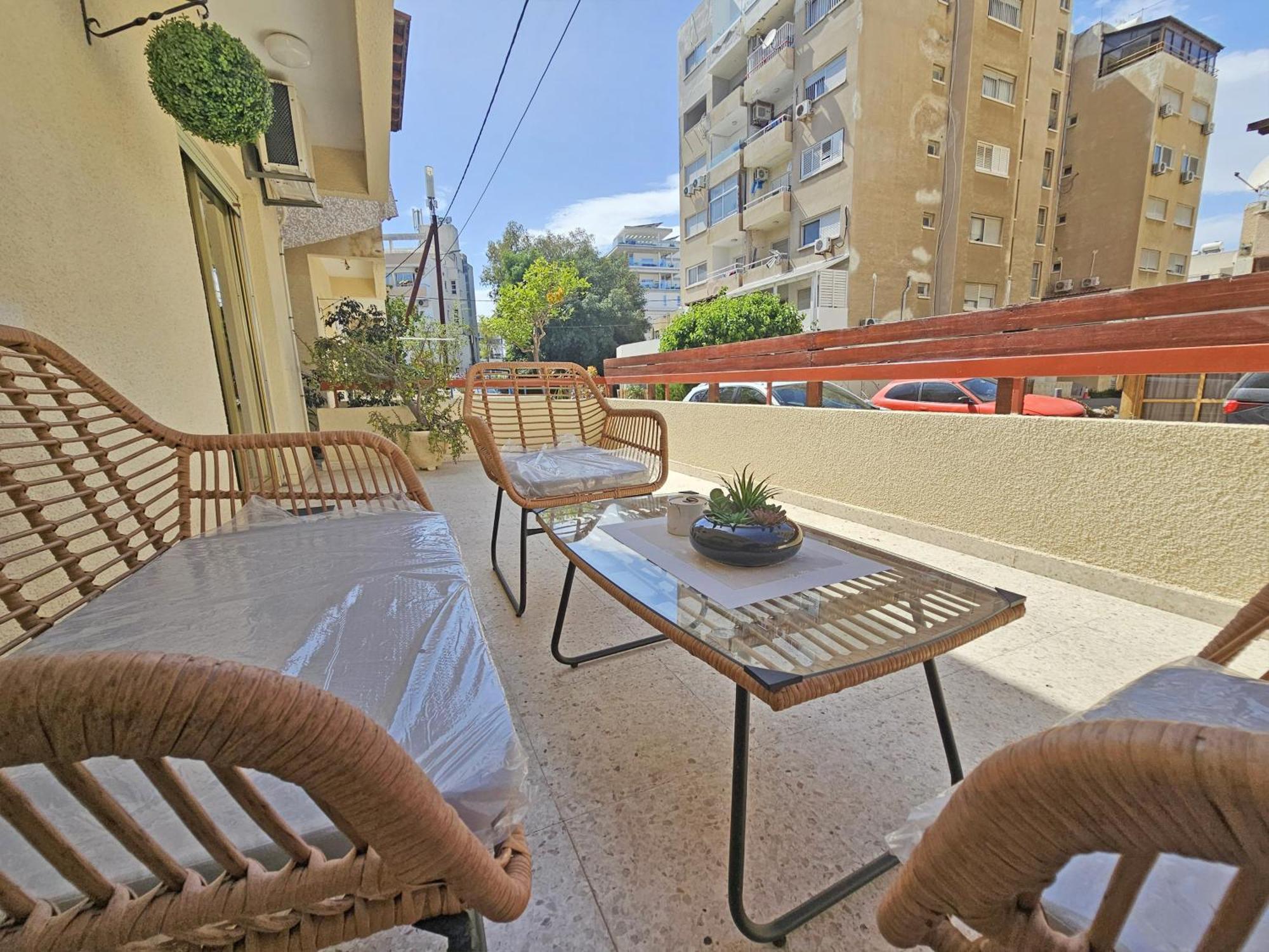 Albert's Mackenzie 001 Apartment Larnaca