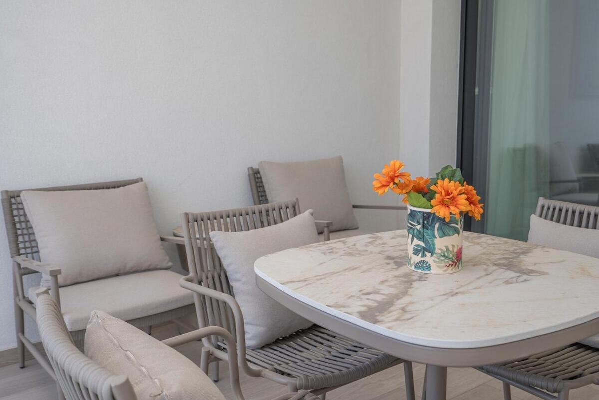 Kalamon Luxury 202 With Pool And Gym Apartment Larnaka