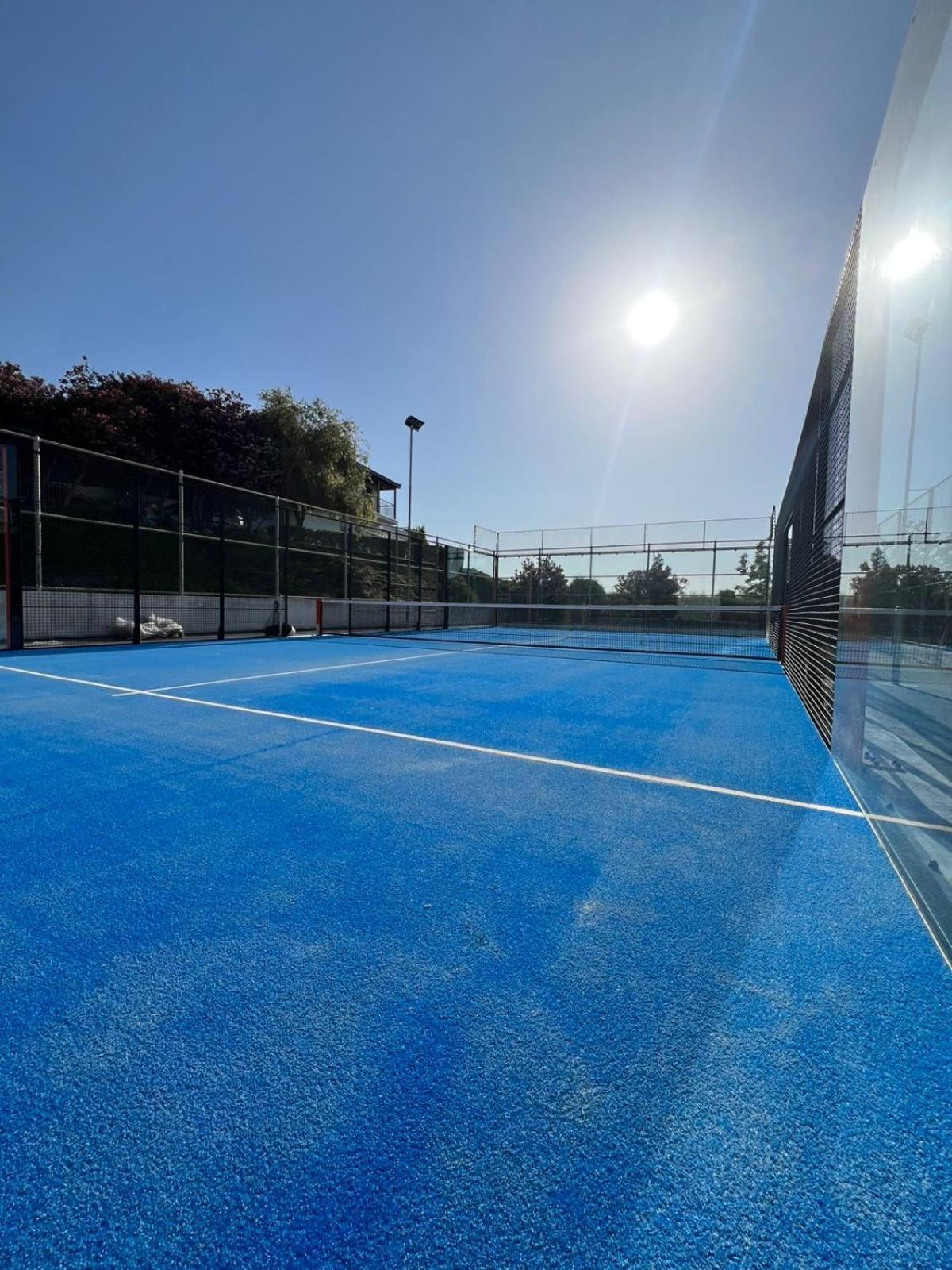 Mountain View 6 Bed Mansion With Private Padel Court, Pool & Gym * Lárnaca