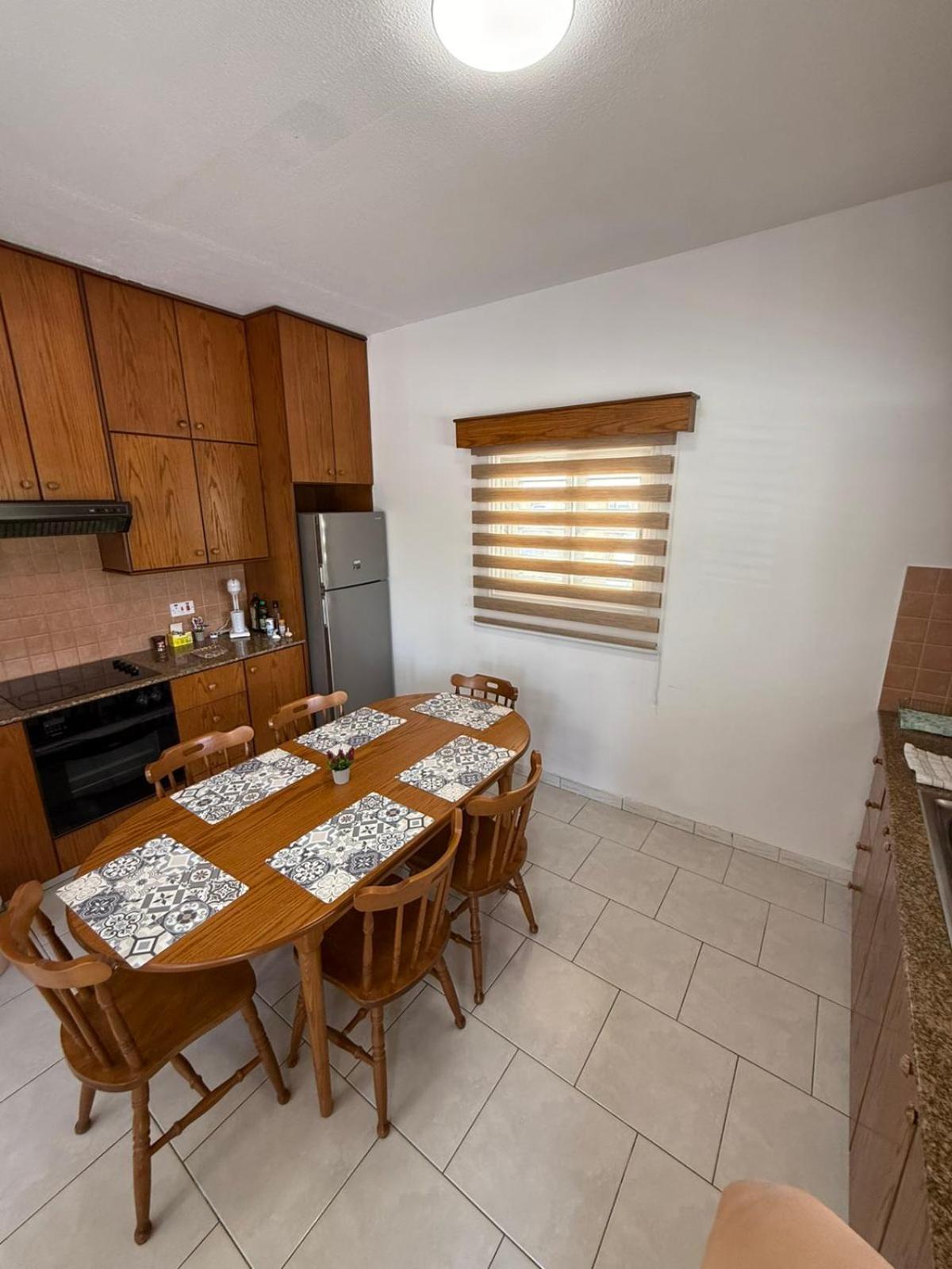 Makenzy Mermaid 2 Bedroom Apartment