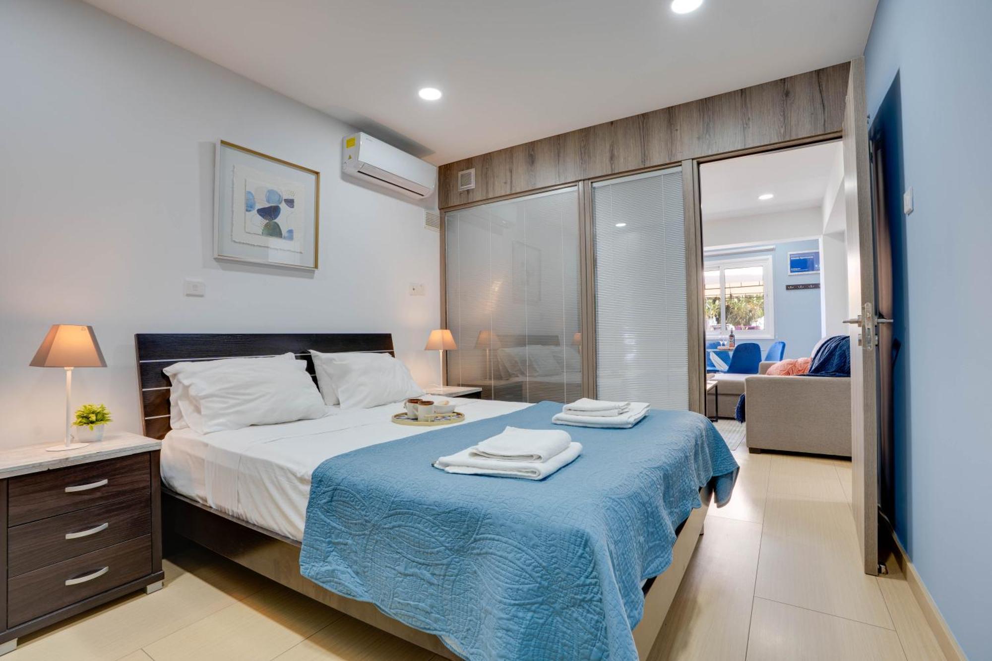 Apartment Atlantis 50m From Makenzy Seafront Larnaca
