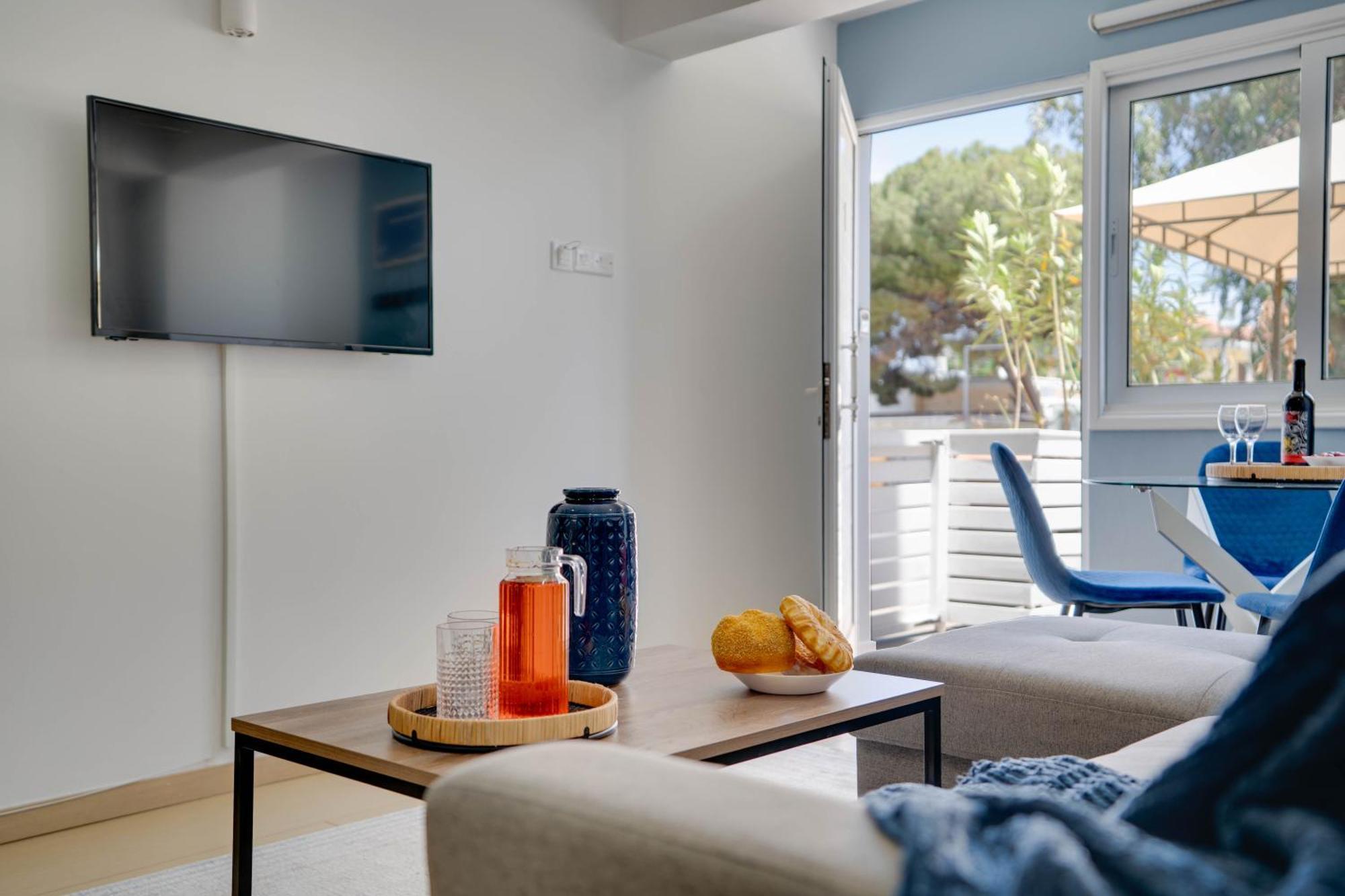 Apartment Atlantis 50m From Makenzy Seafront *
